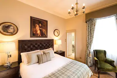 Crerar Thainstone House