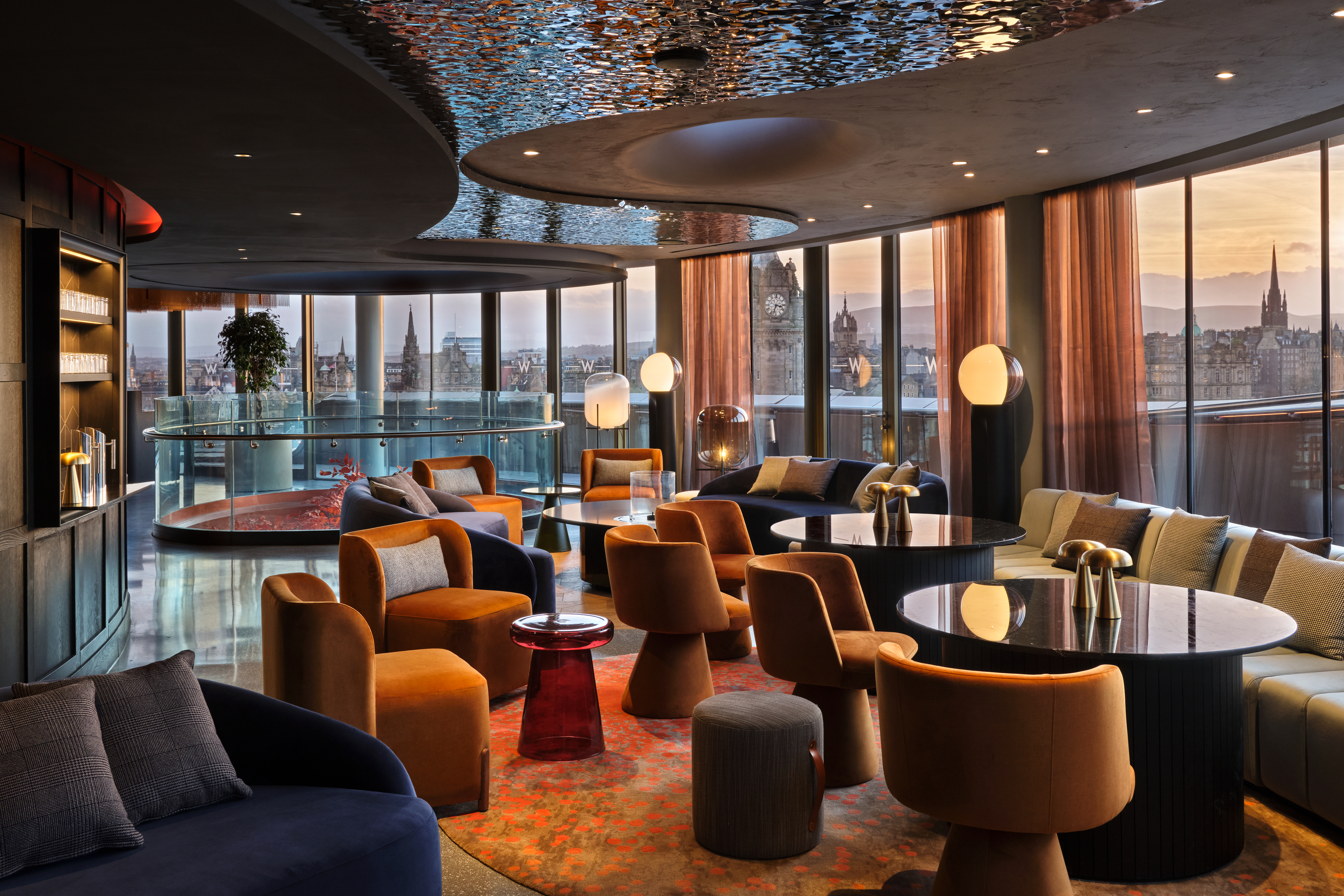 Who Ediwh B&F W Lounge Seating Area 1