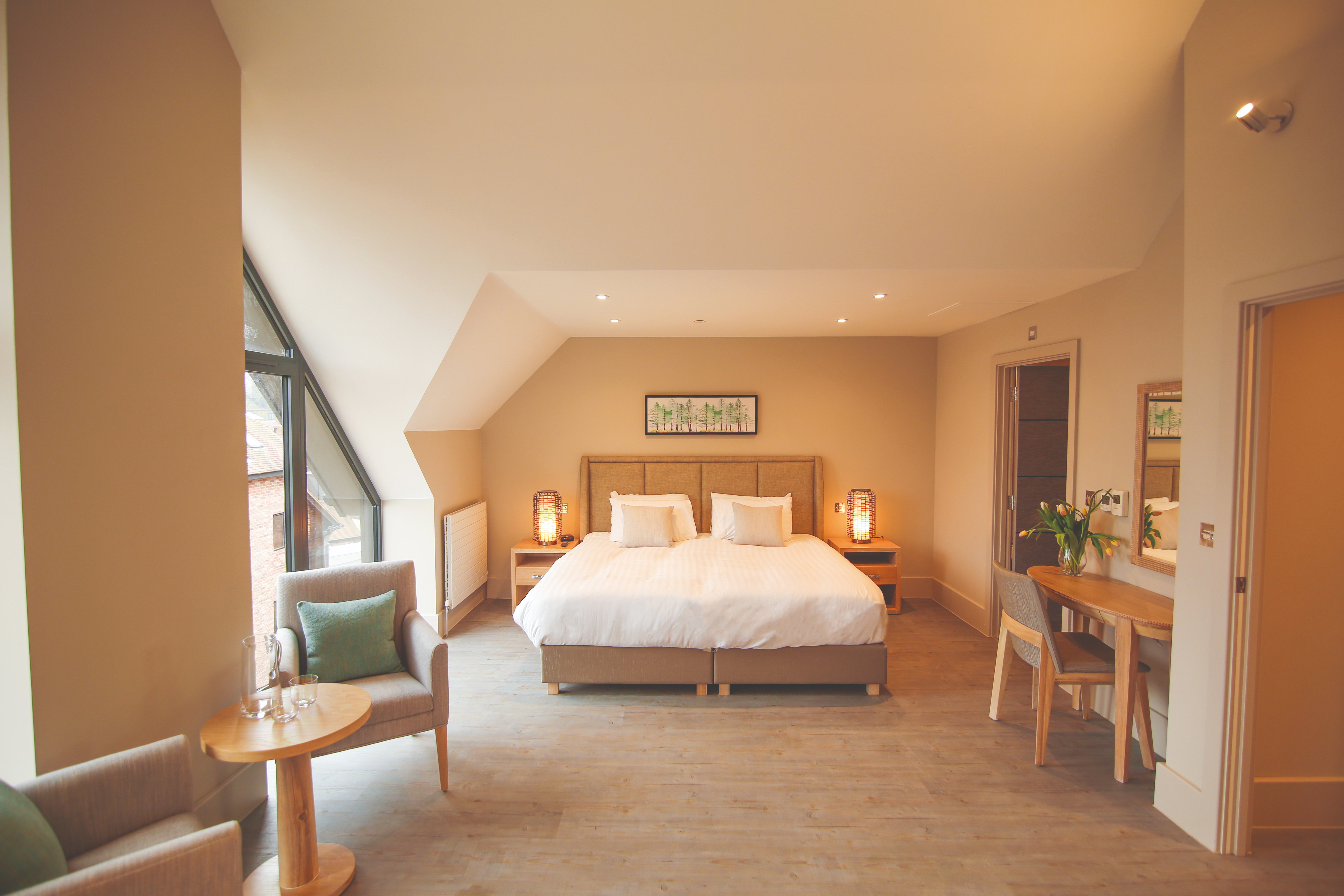 Old Thorns   Apartments 2