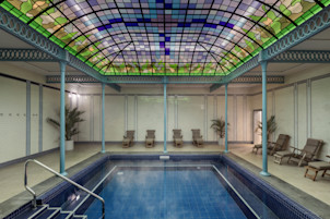 Where to find naturally filtered and low chlorine spa pools