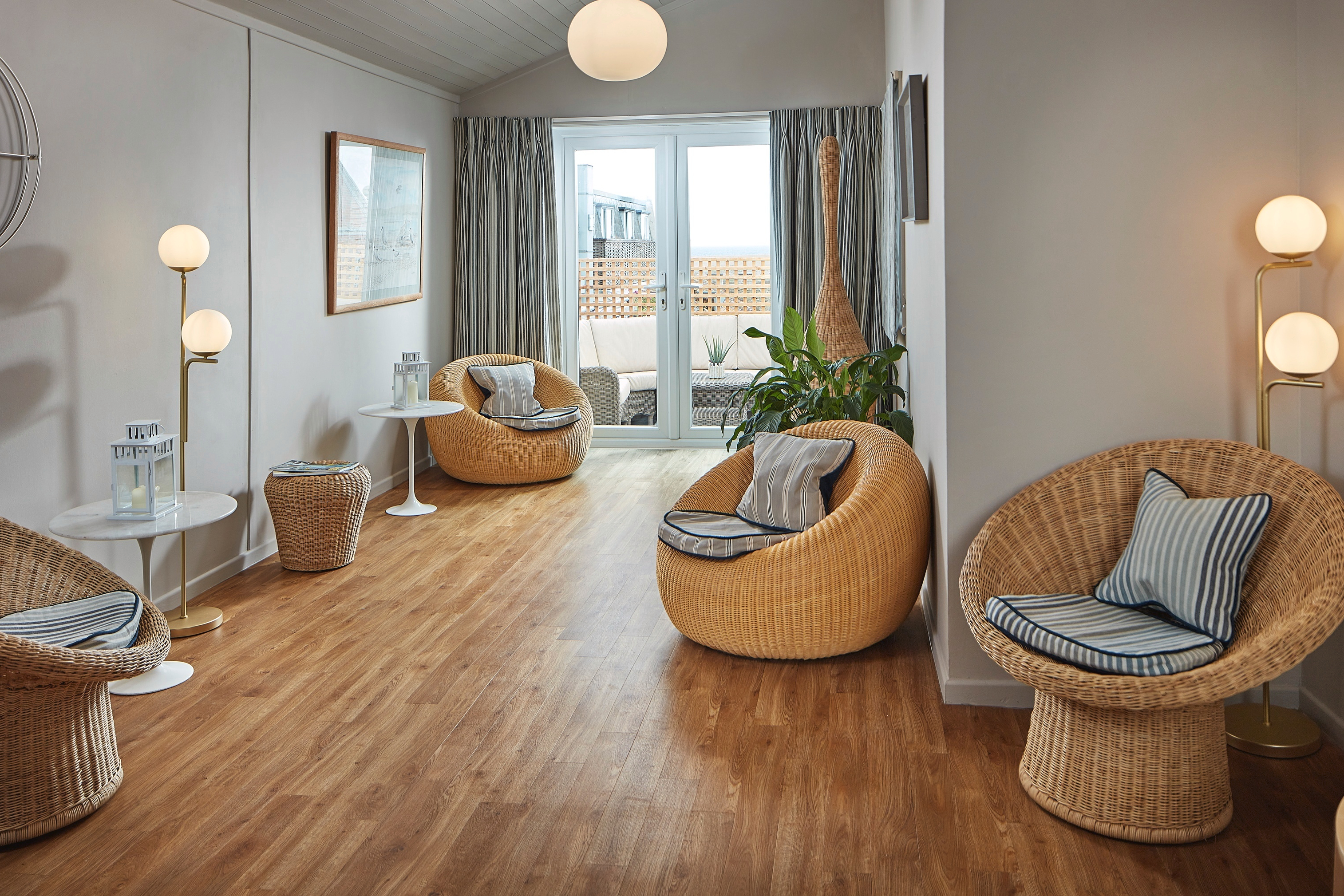 Moonfleet Manor   Relax Room