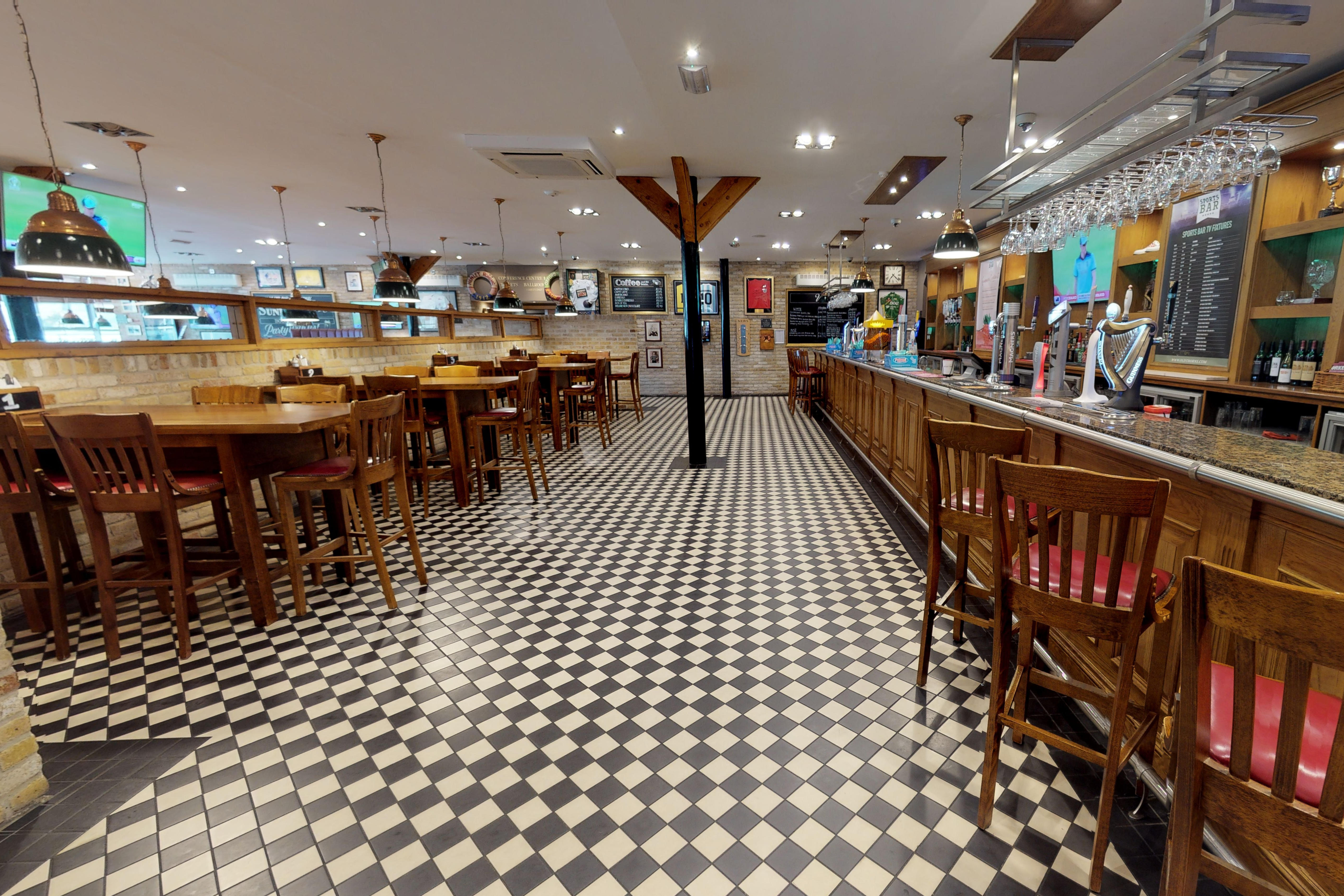 Old Thorns   Sports Bar 2