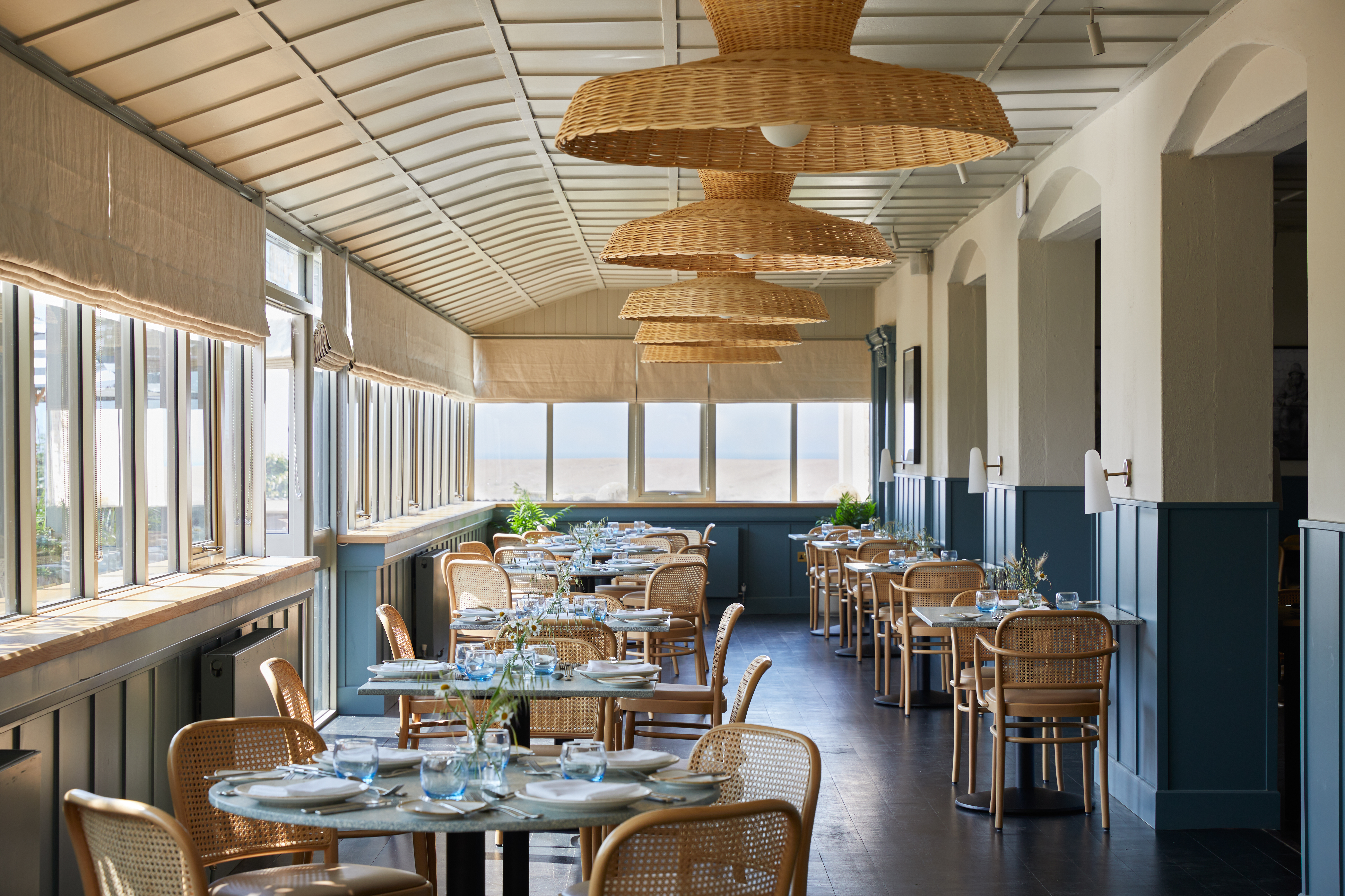 Moonfleet Manor   Restaurant