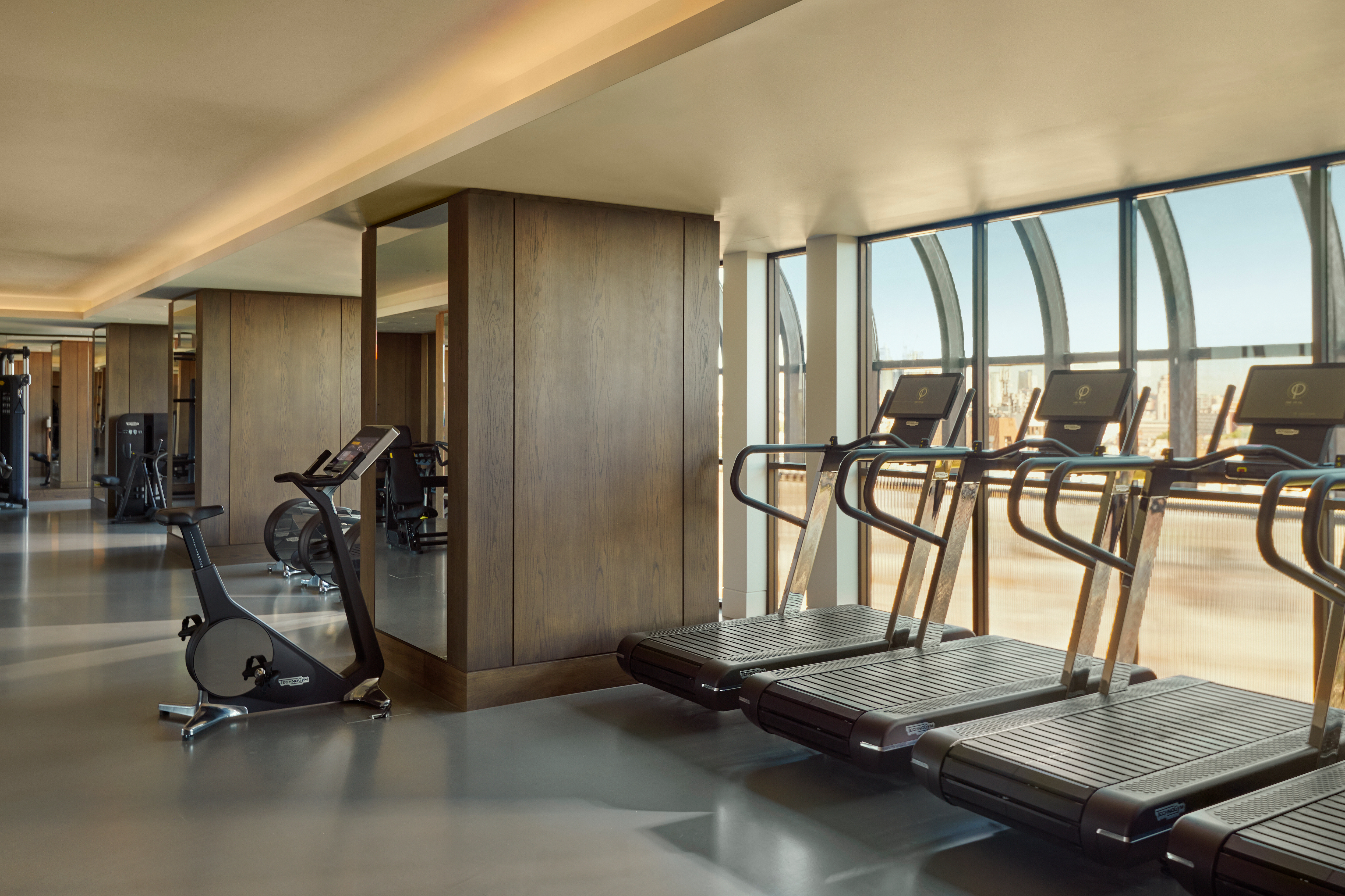 Jumeirah Carlton Towers   Gym 4