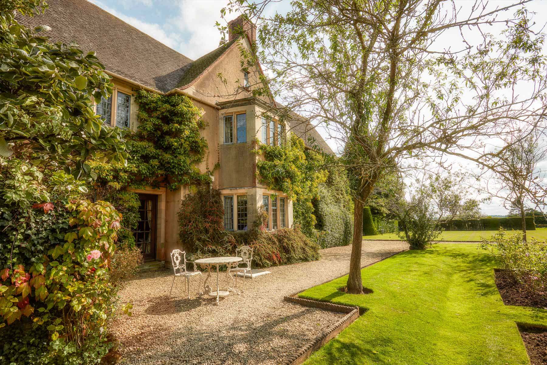 Elan Spa At Mallory Court 19