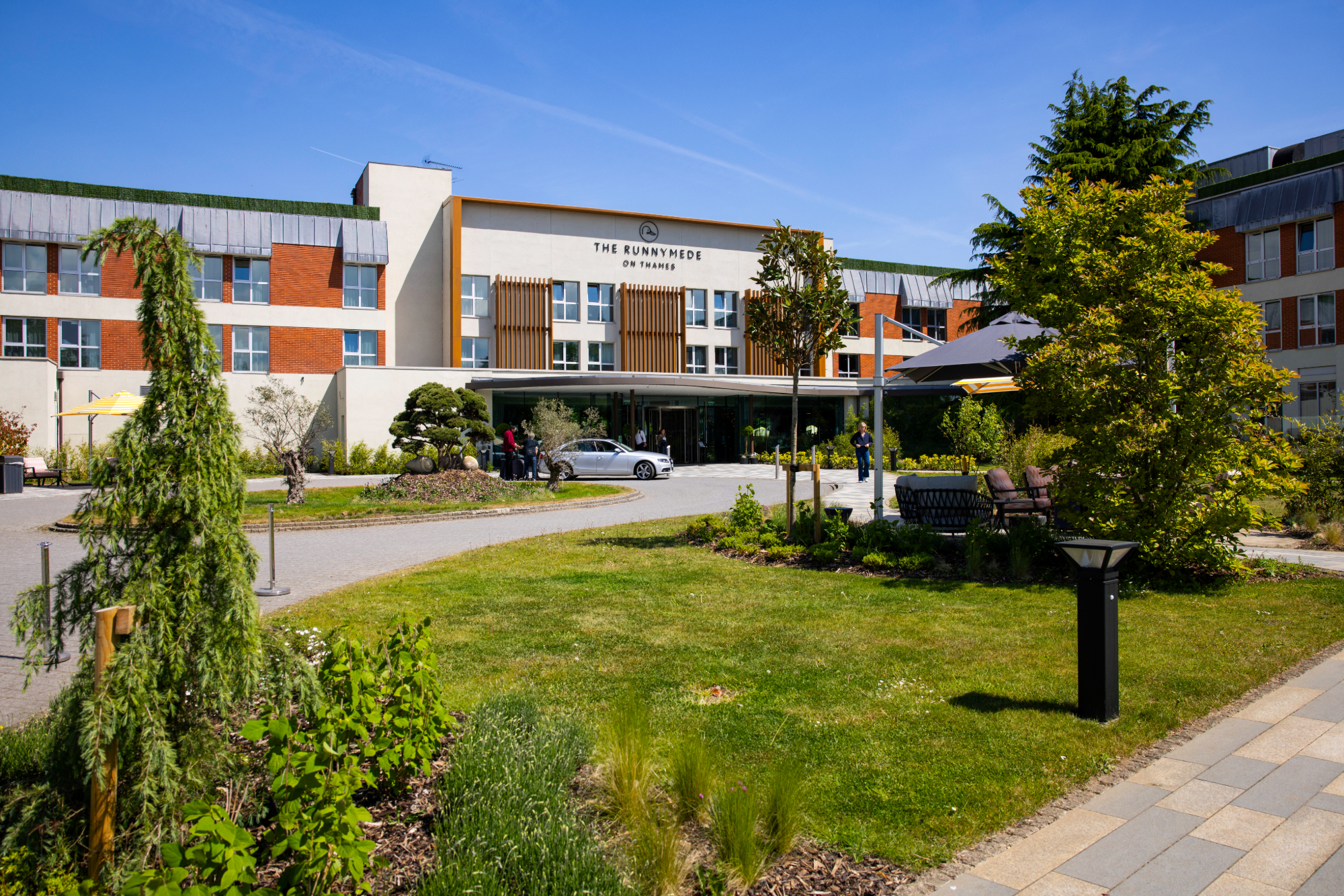 Run Mainbuilding 04 25