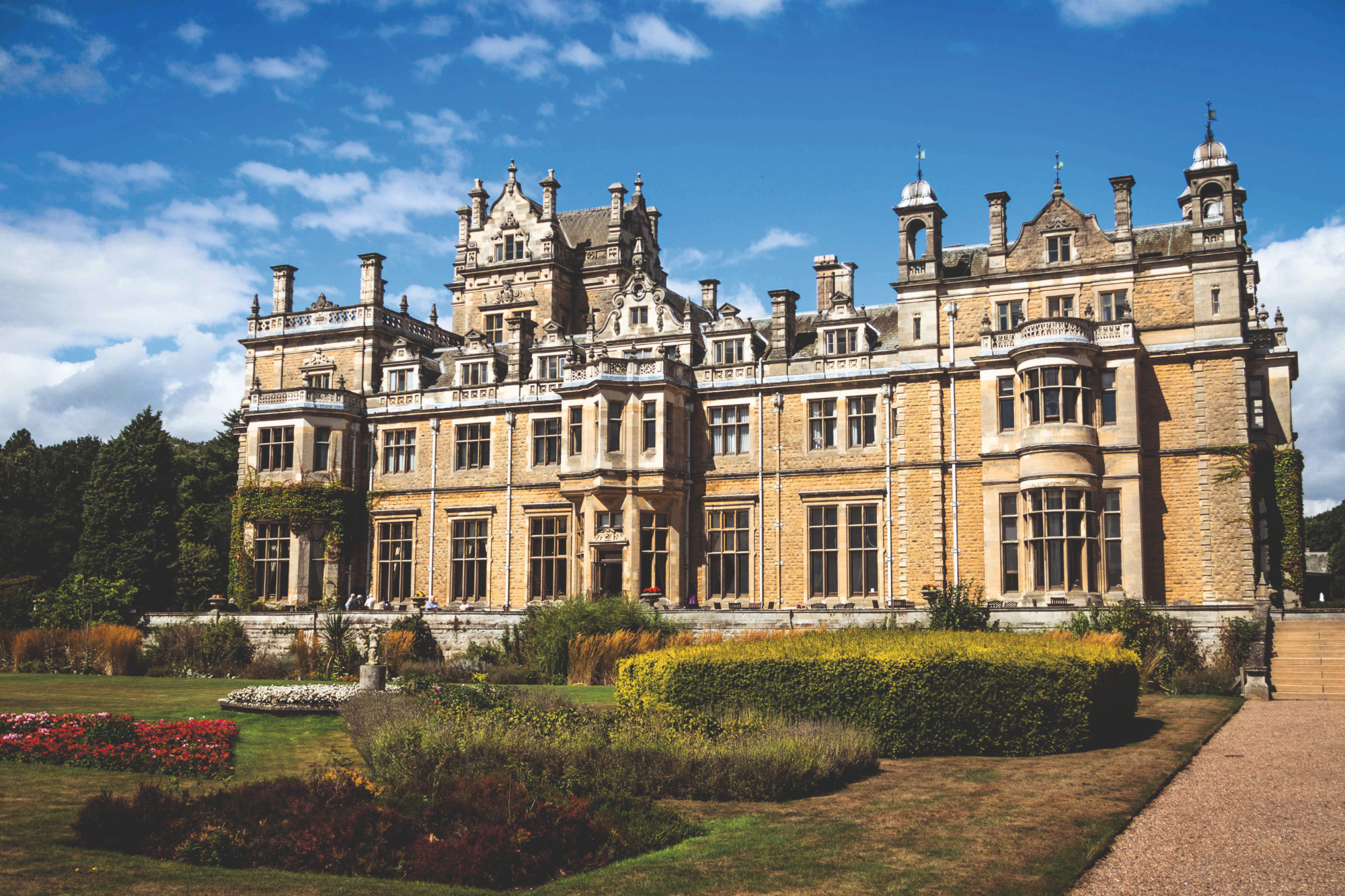 Tho Mainbuilding 04 18