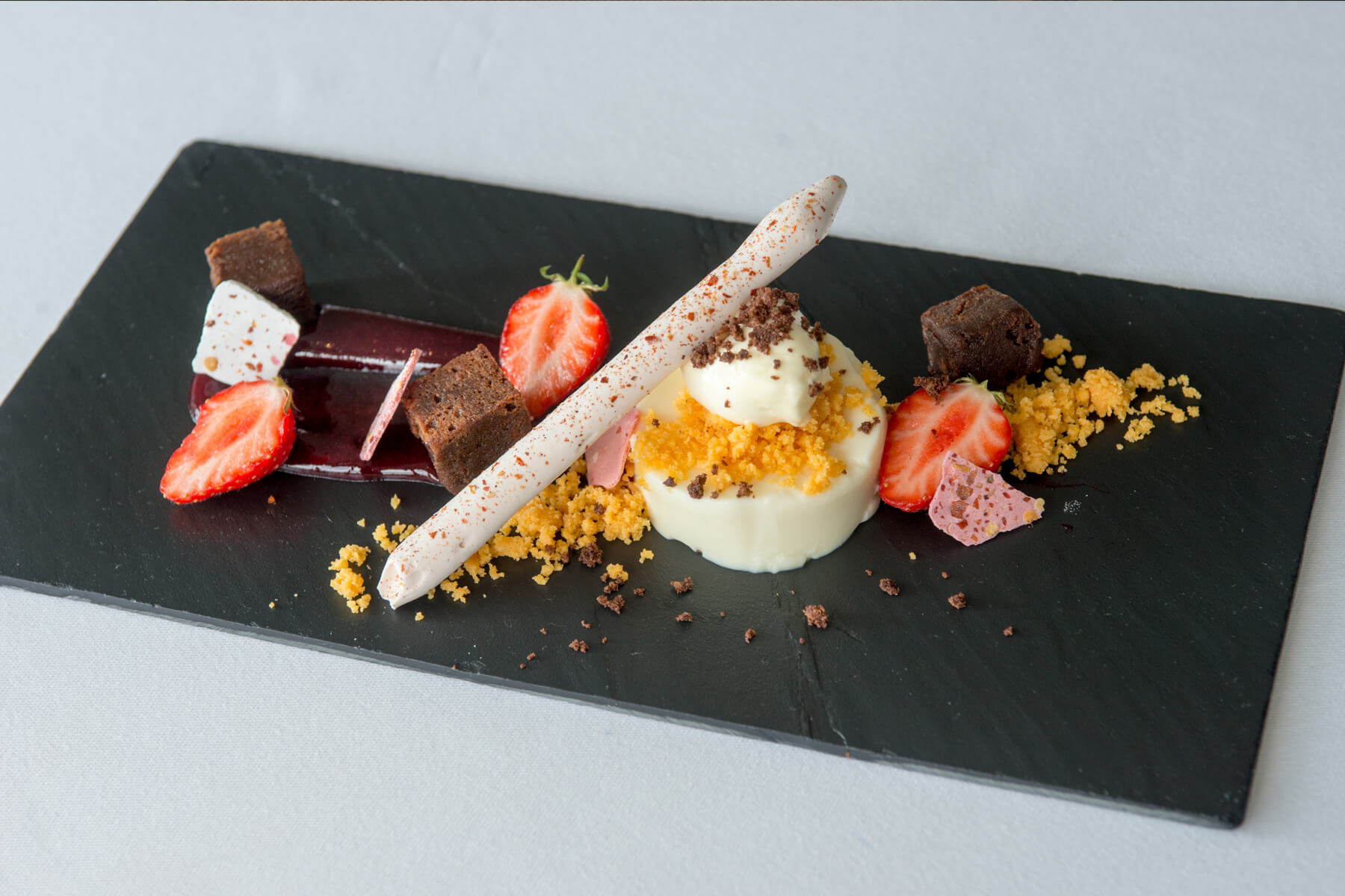 Macdonald Old England Hotel & Spa 10