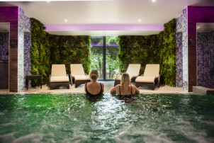 The Secret Garden Spa is the first spa in Derbyshire to be awarded five Bubbles in 2018!