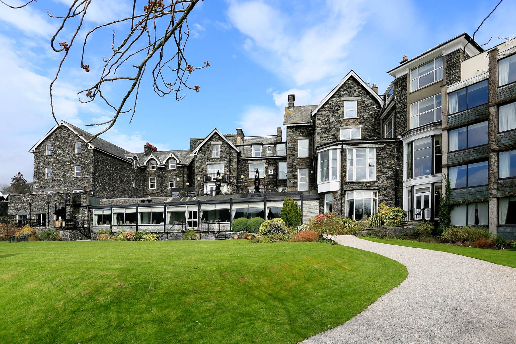 Macdonald Old England Hotel & Spa 18