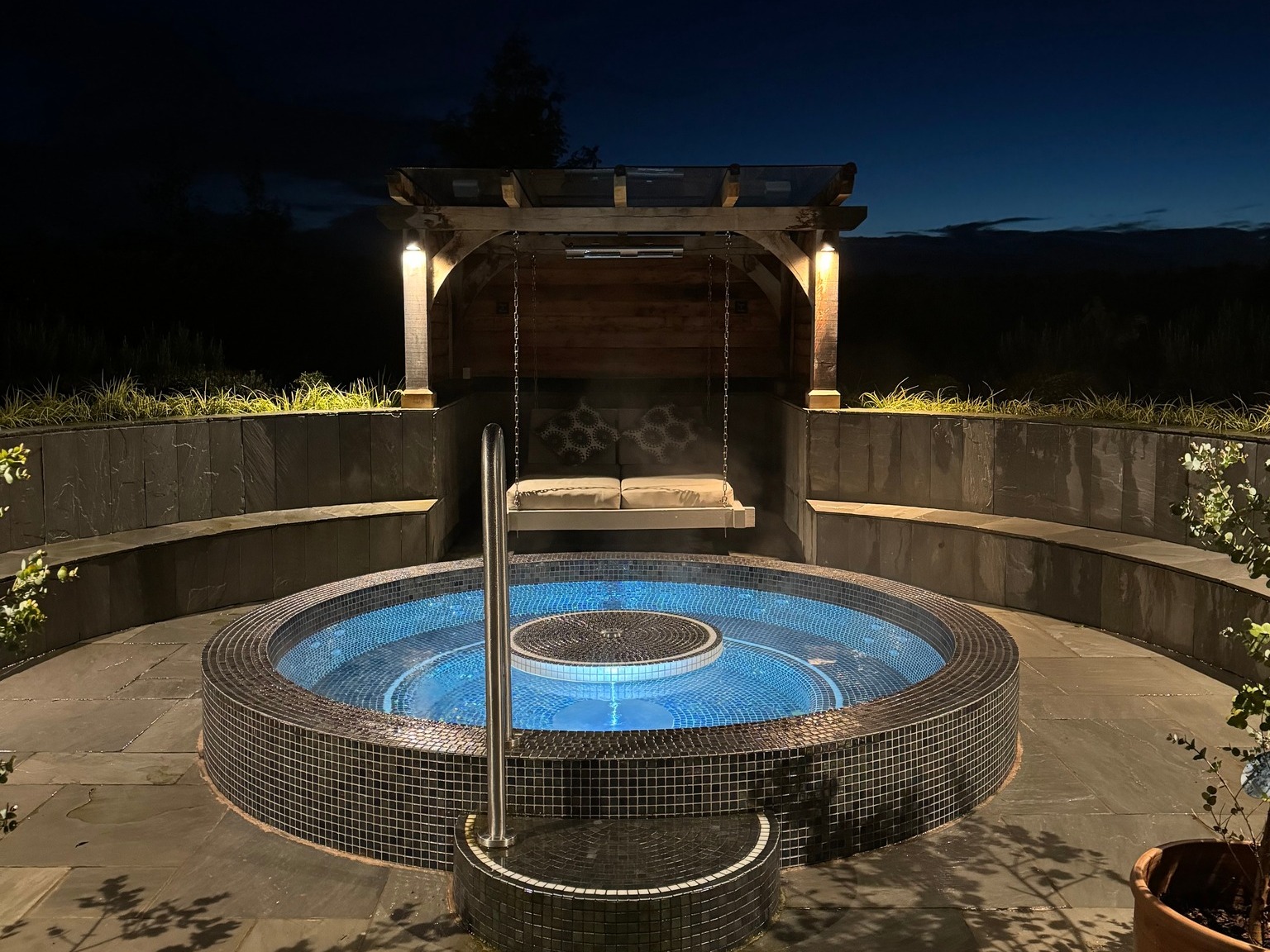 Suzp9ueodqp7wmal520231102193913