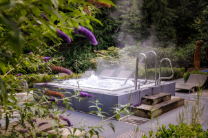 Private hot tubs for romantic spa breaks and quality time with friends