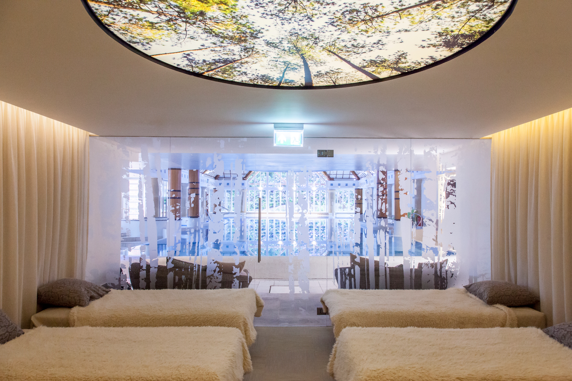 Forest Mere   Relax Room