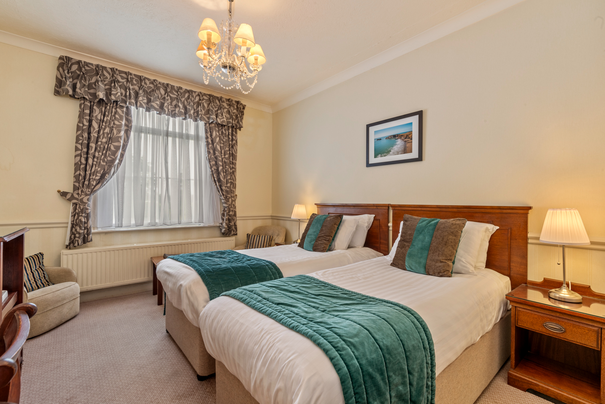 Lamphey Court  Twin Room