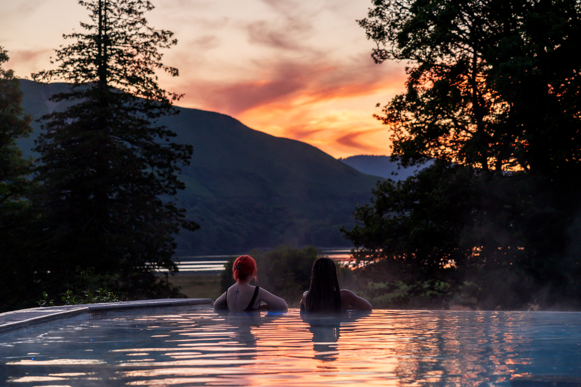 Pool Sunset 100722 2618