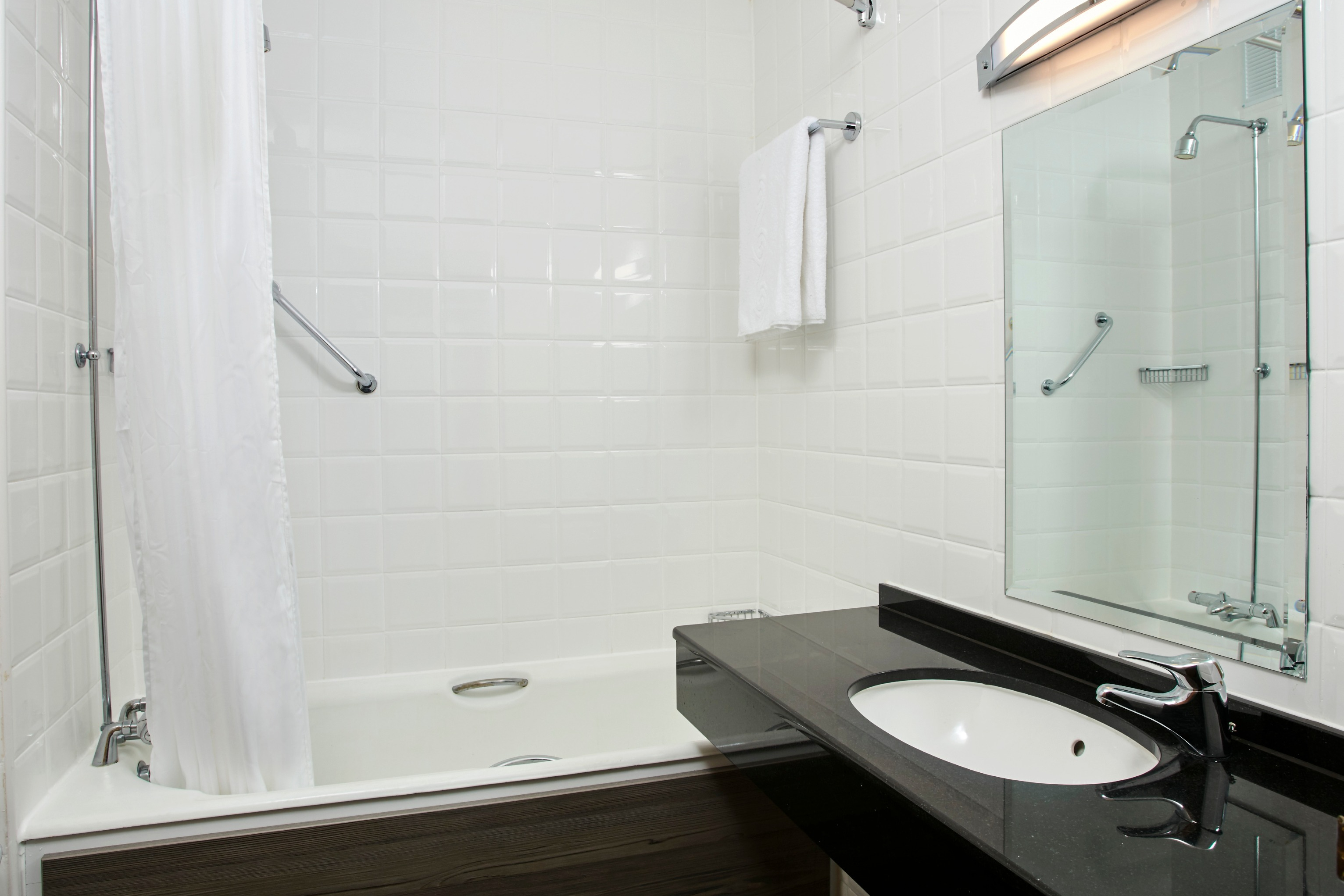 Jurys Inn Cheltenham 1