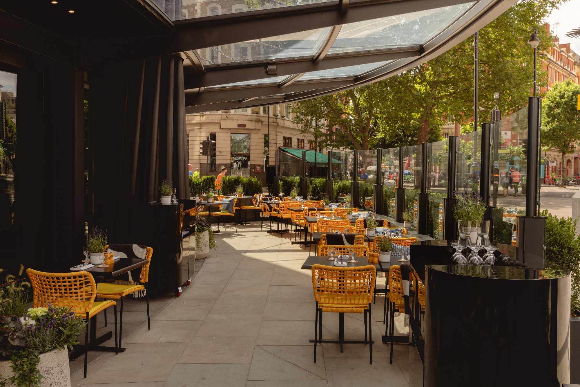 The Brush Grand Cafe Terrace