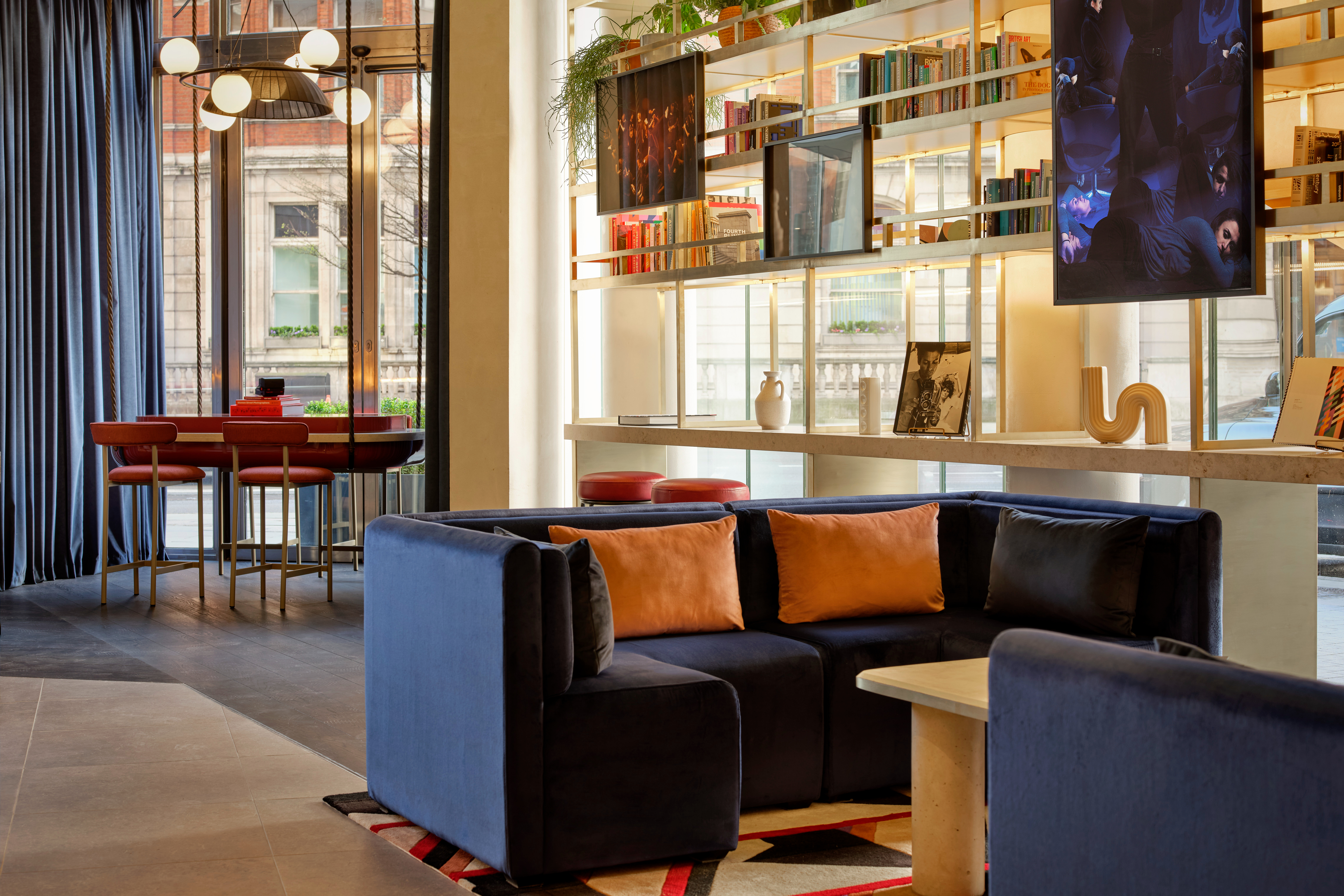 8 Bokeh By Montcalm East