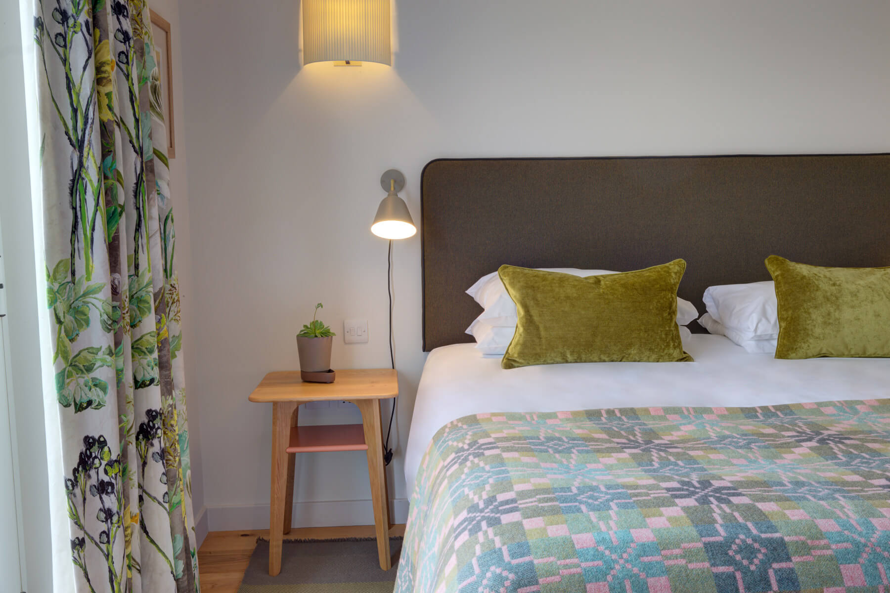 Polurrian On The Lizard 19