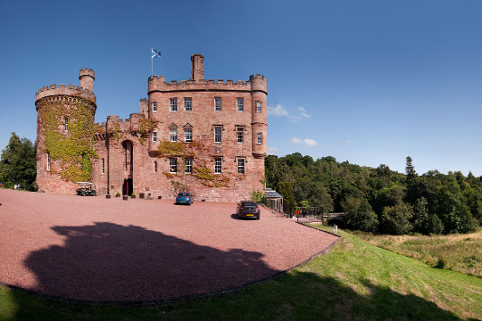 Dalhousie Castle 12