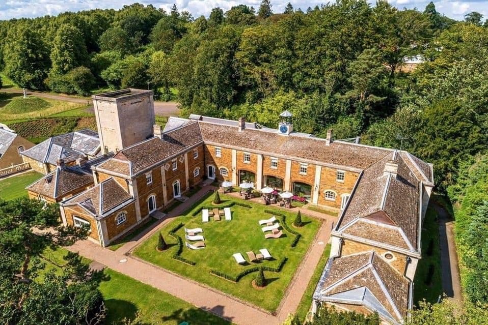 Spa Out The Front   Spabreaks