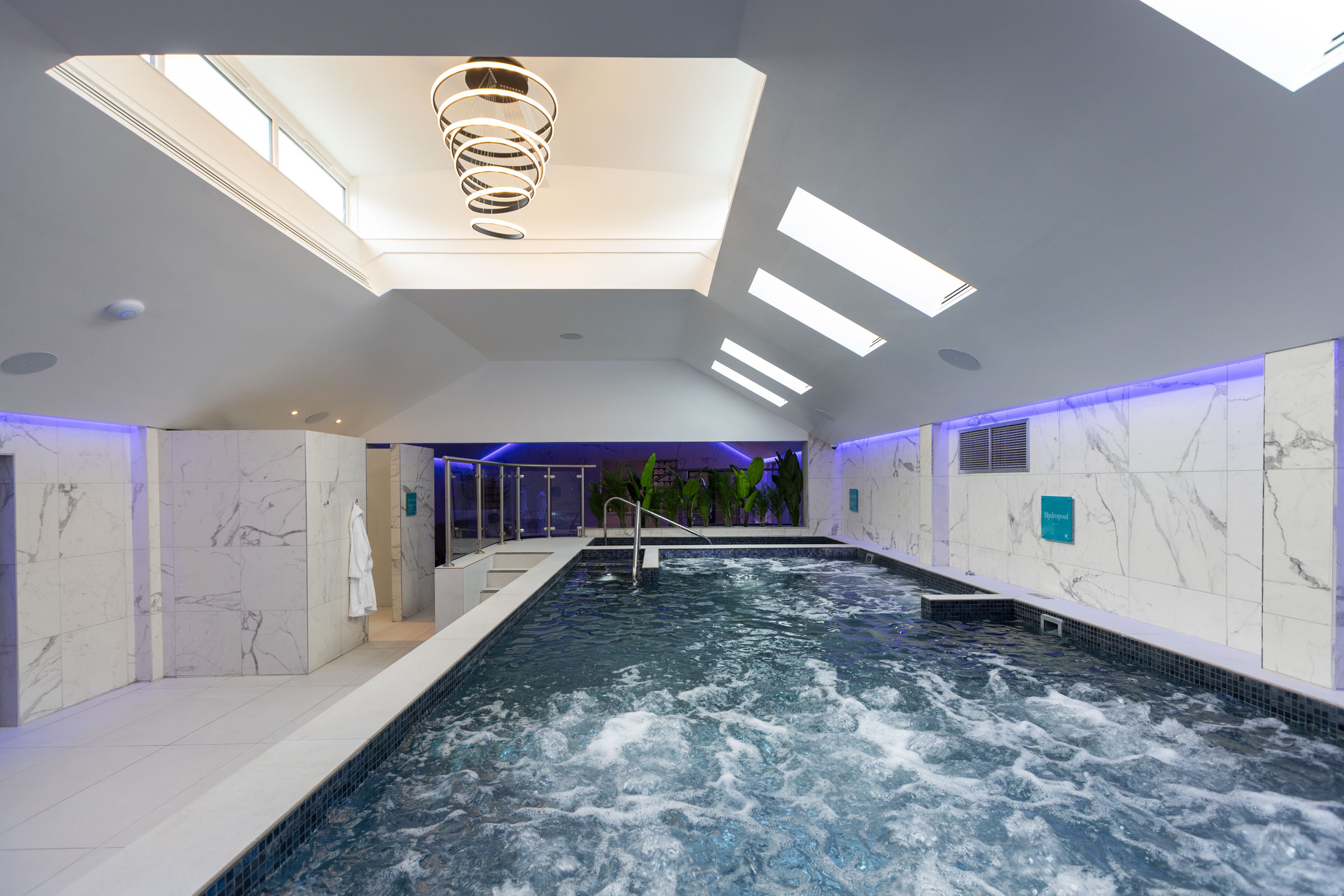 The Spa Hotel   Pool 2