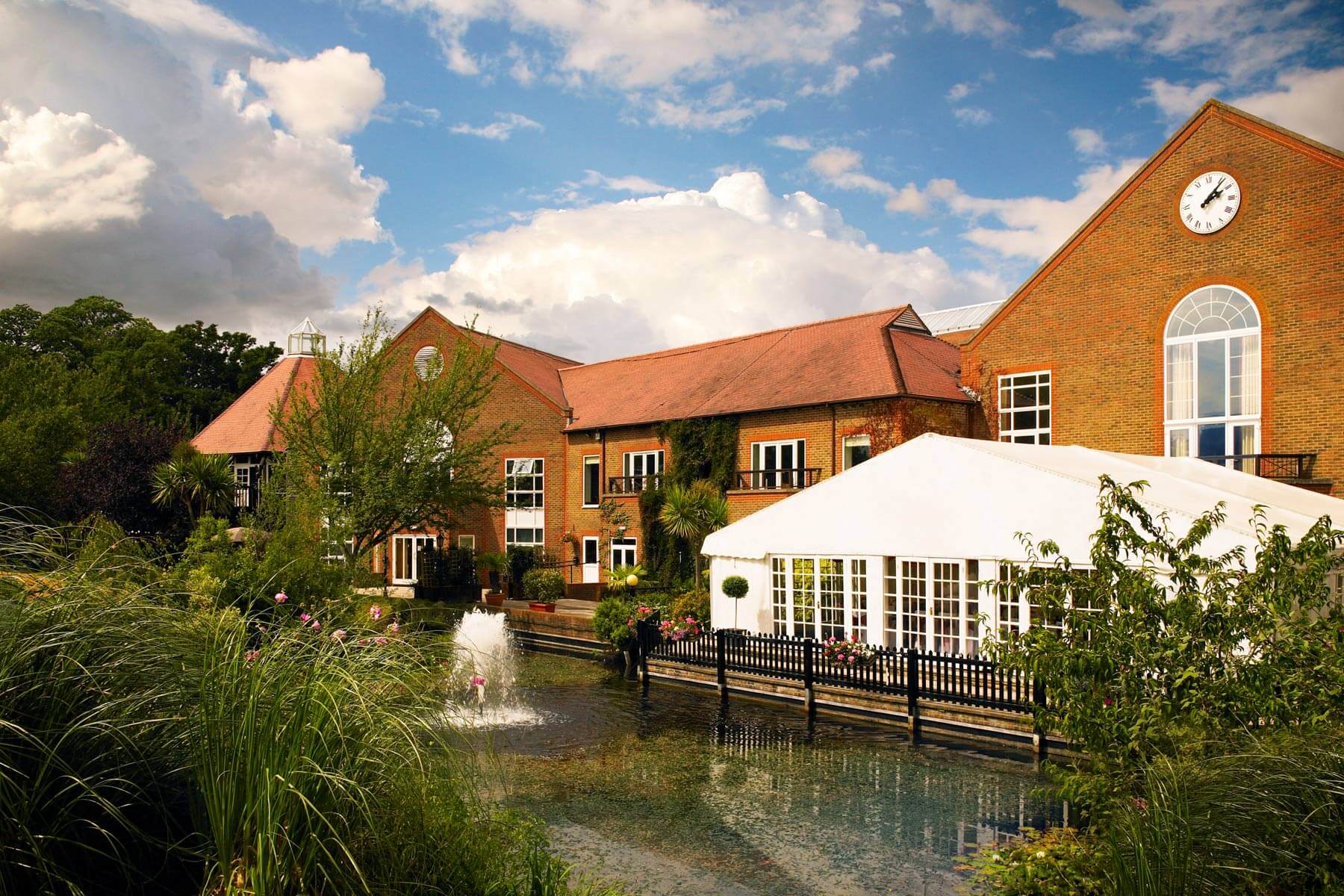 Tudor Park Marriott Hotel And Country Club 7