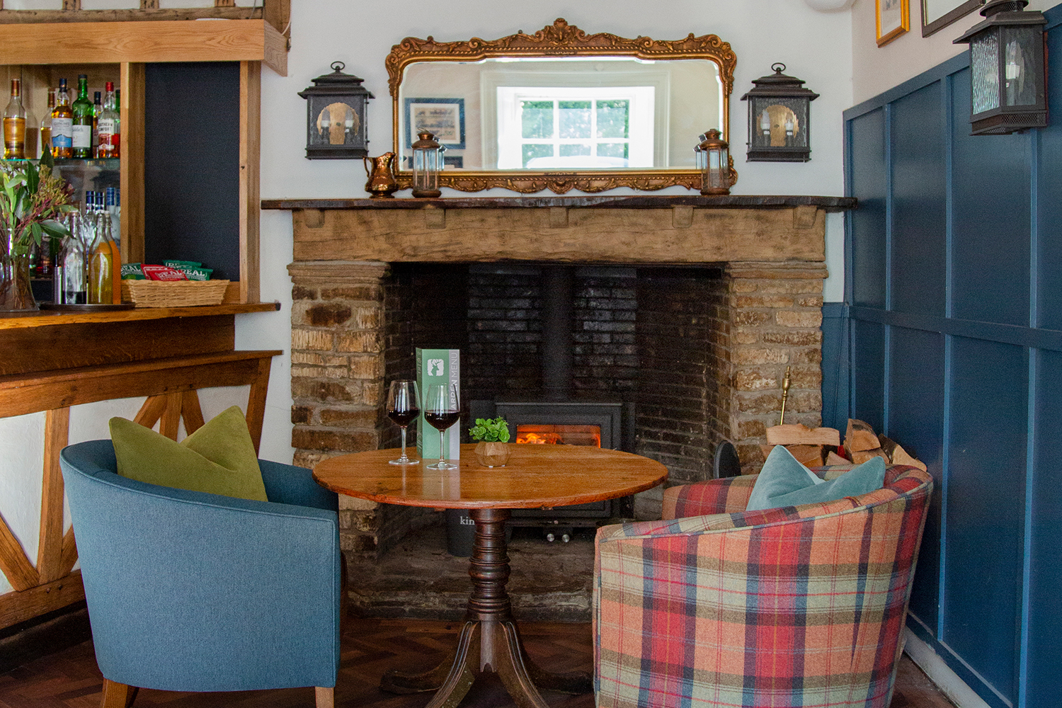 Stratton House   Bar 2