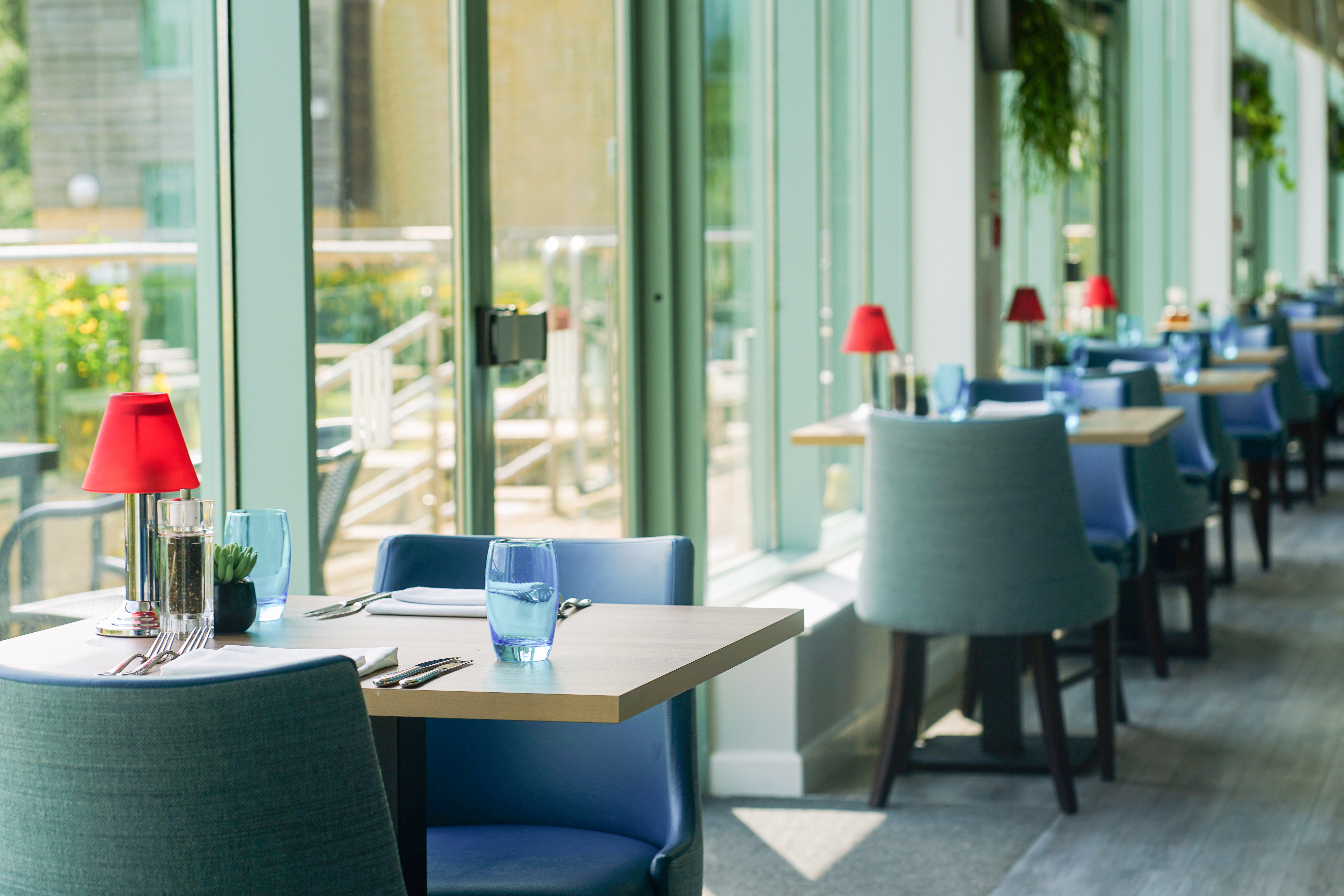 Cotswold Water Park   Dining 2