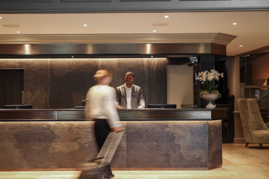 Donnington & Co 129  Lobby