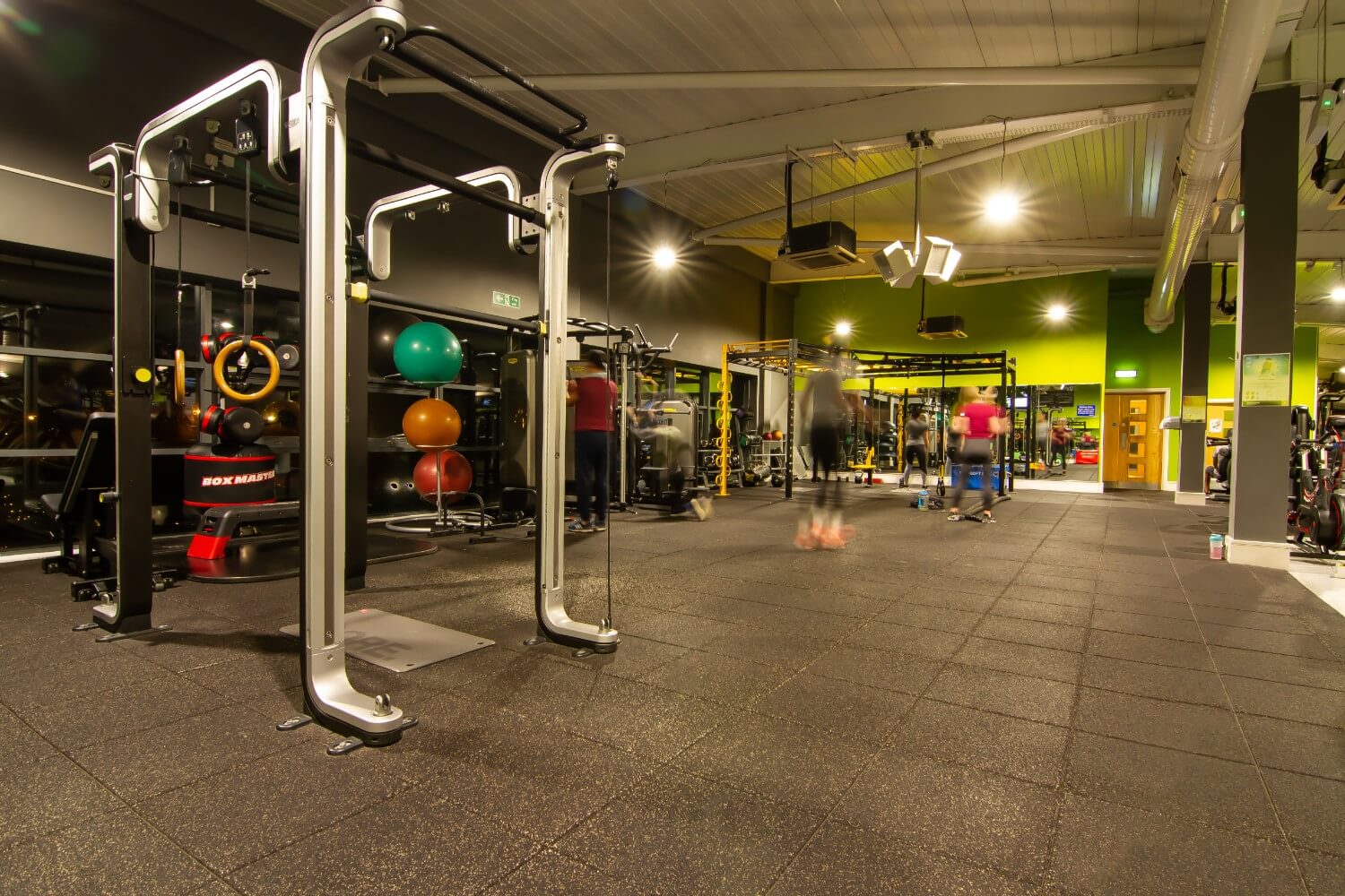 Bannatyne Chingford 8