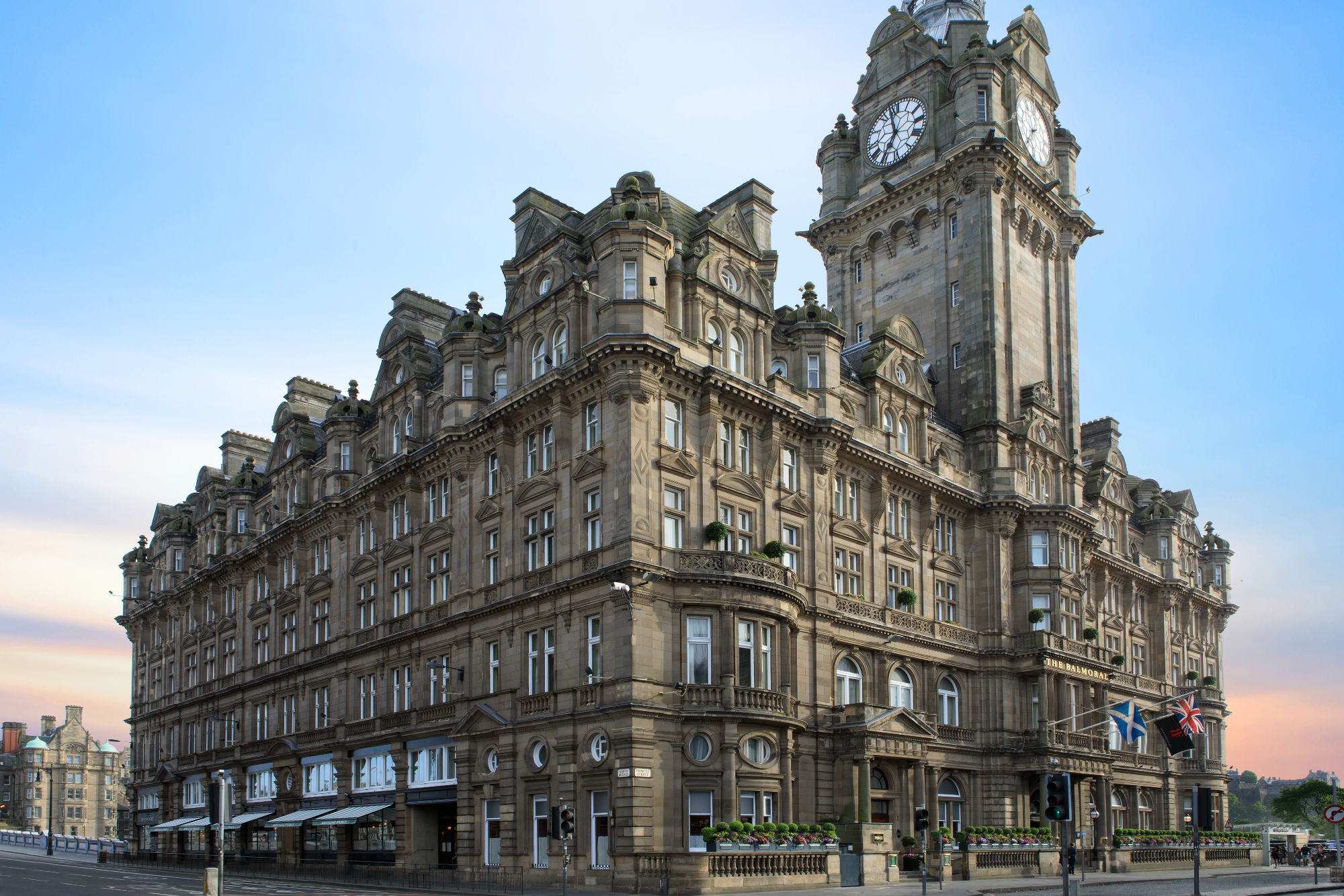 The Balmoral 1743   Facade