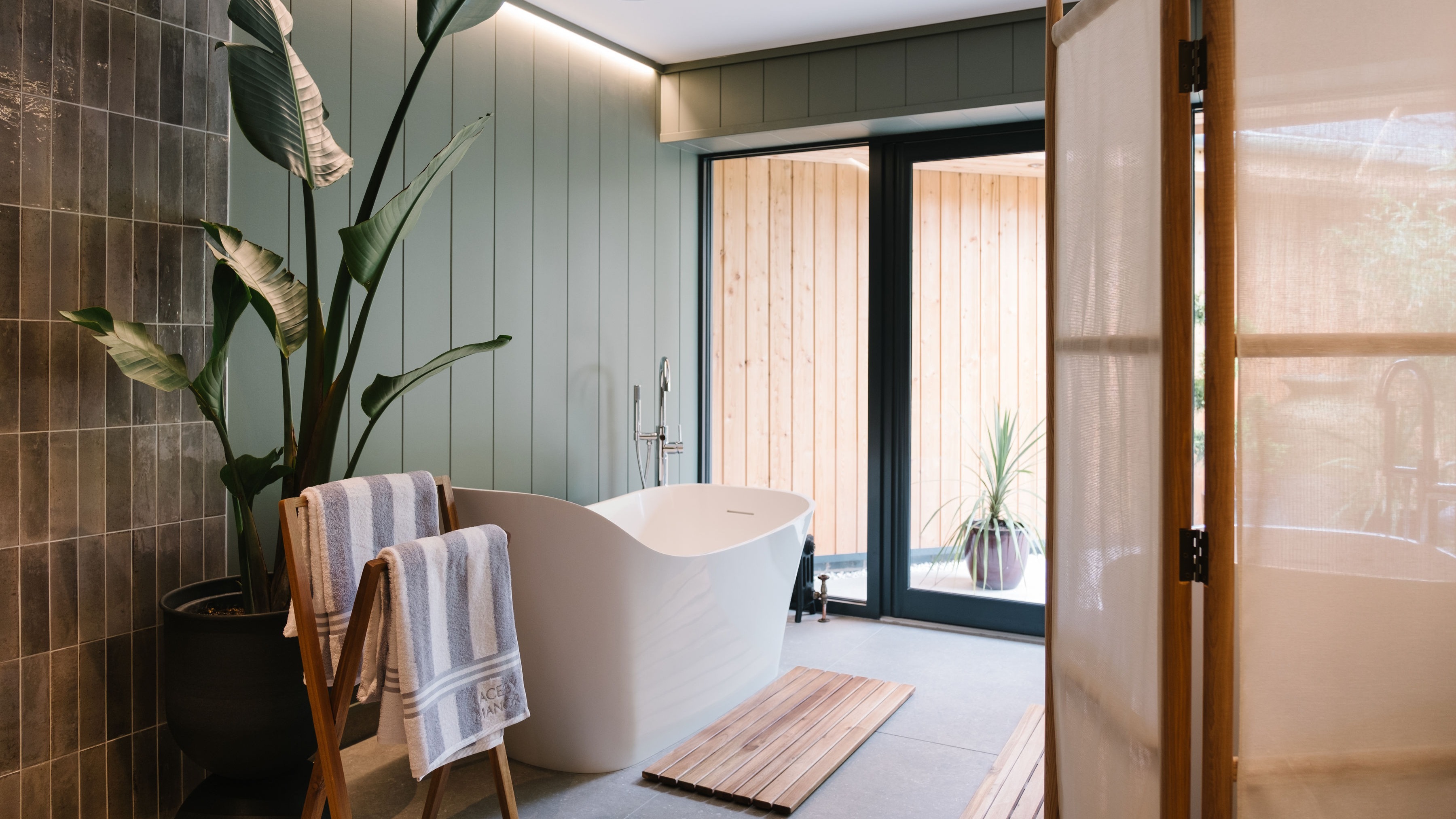 Laceby Manor   Bathroom