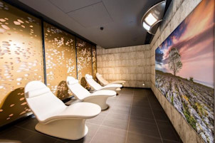 Which spa treatments can help with Seasonal Affective Disorder (SAD)?