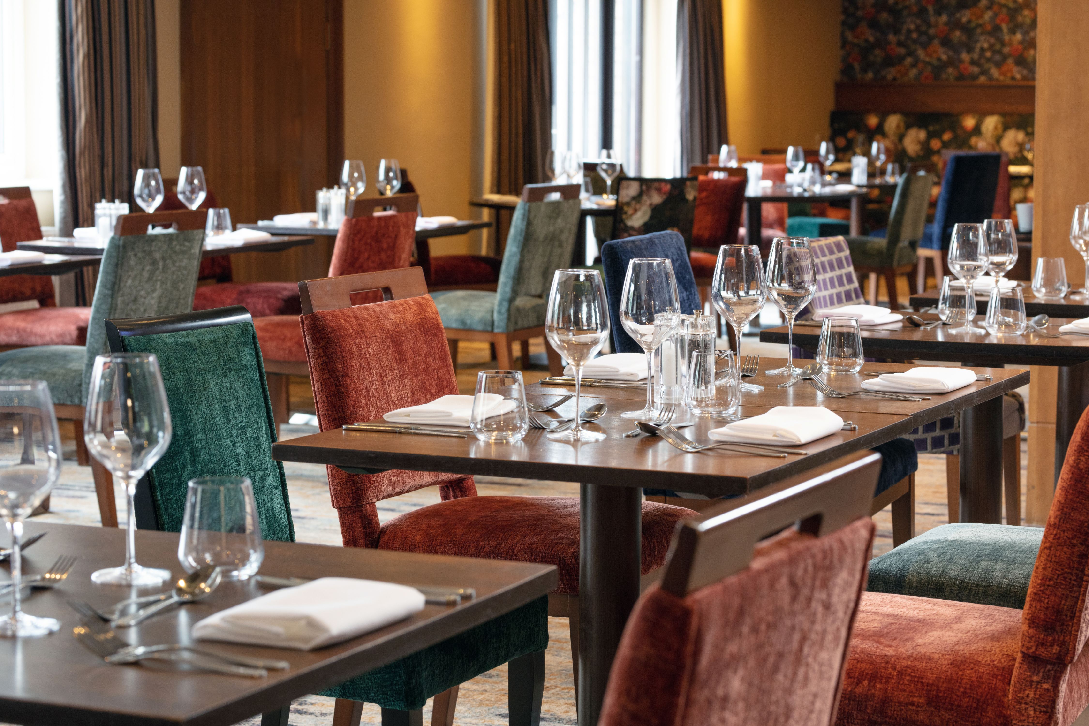 Q Norton Park   Dining