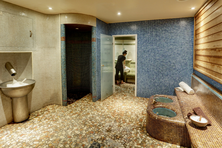 Imagine Spa   Best Western Knights Hill 4