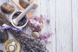 How aromatherapy can be used to support you during childbirth