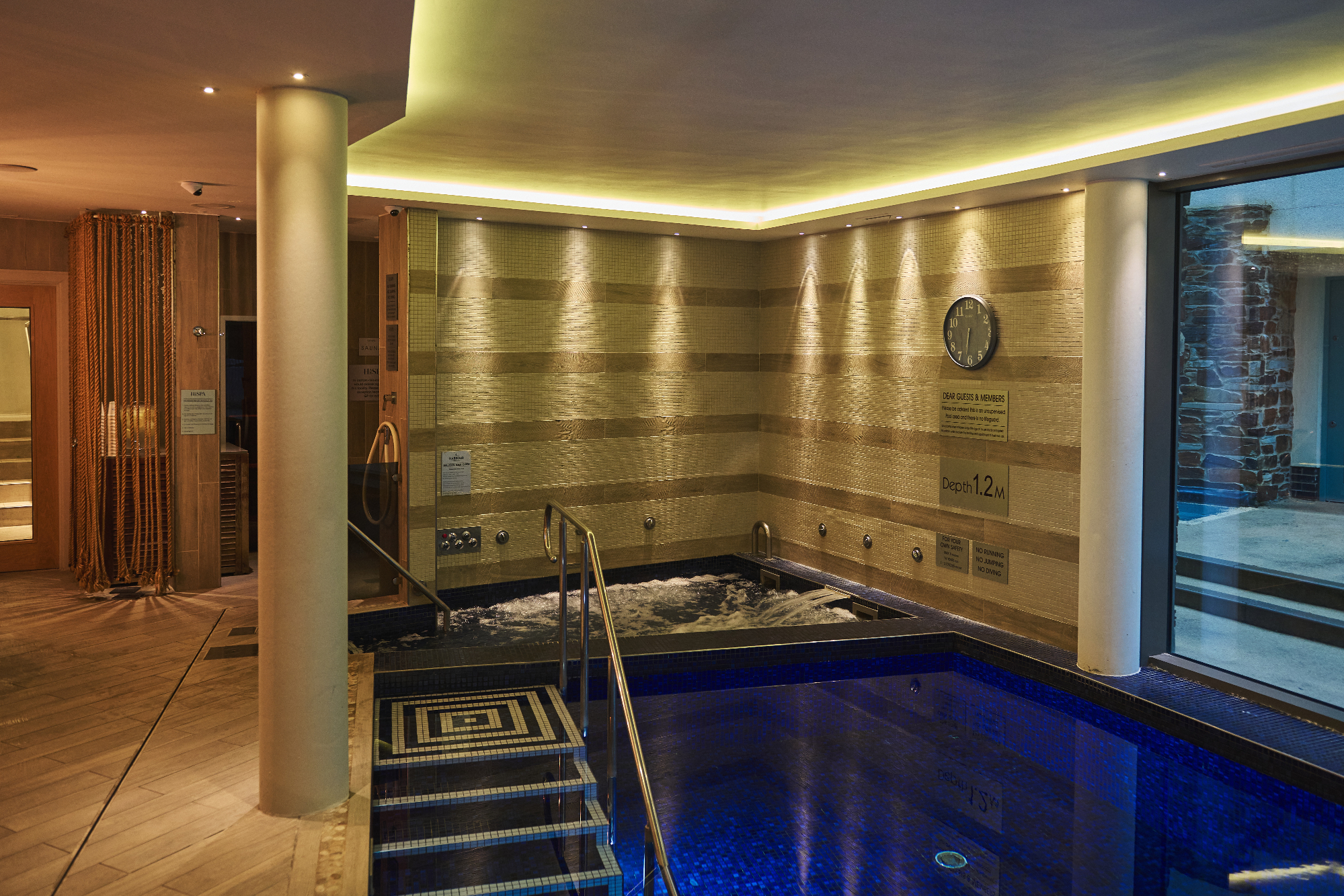 Salcombe Harbour   Pool 2