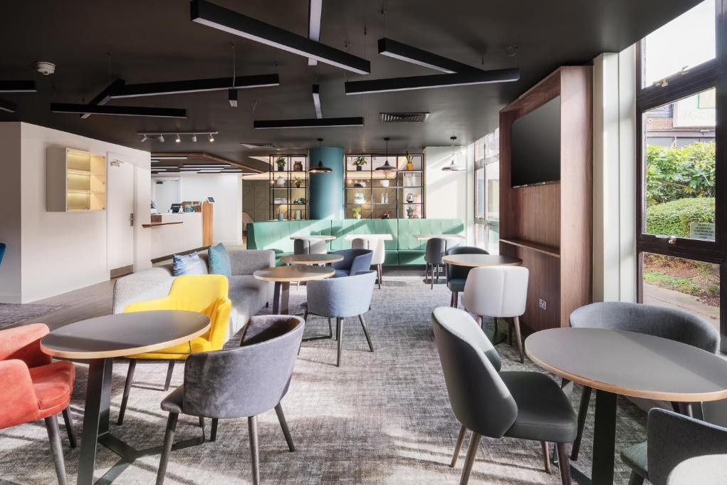 Holiday Inn Rochester   Lounge