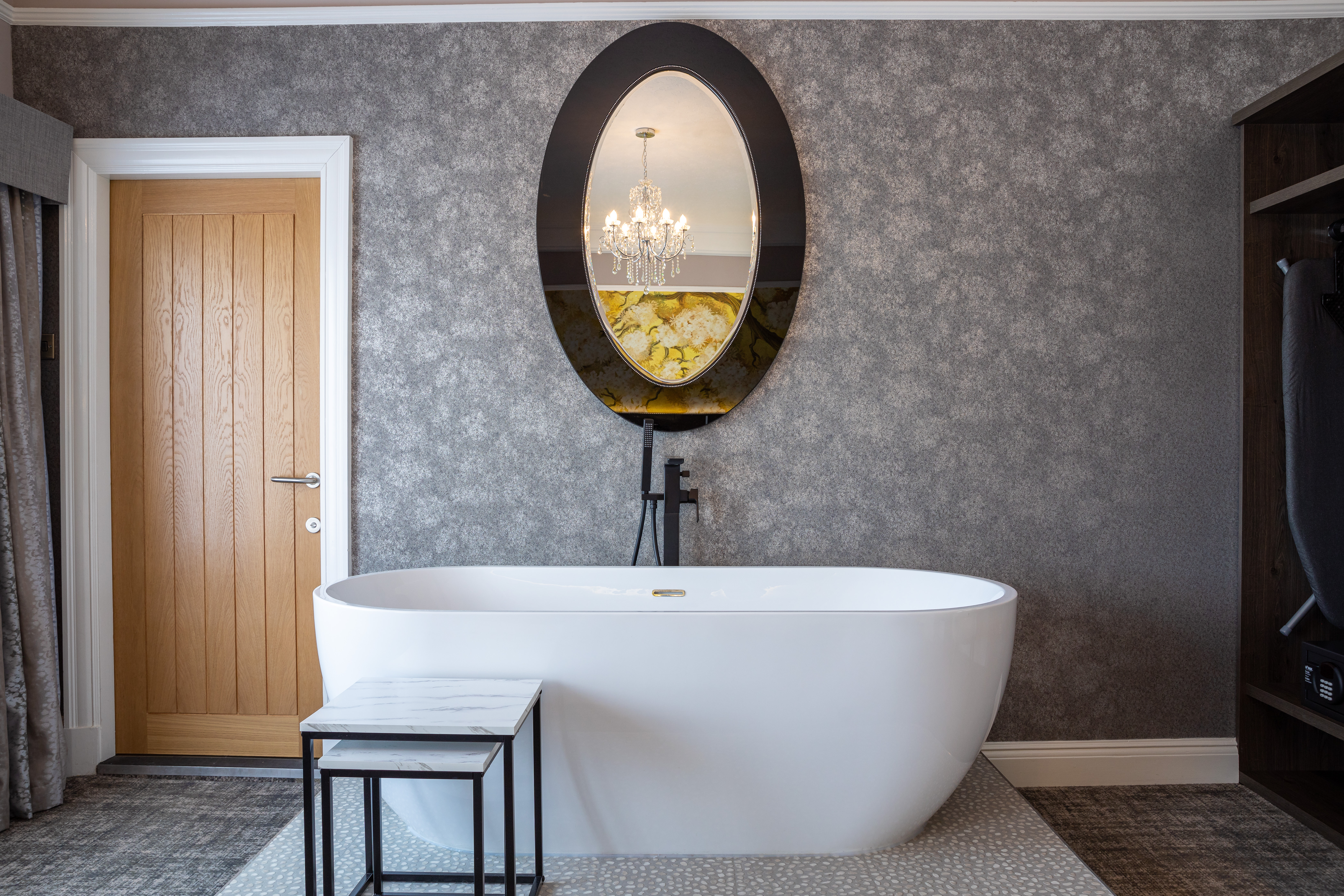 Barton Manor Room Images 5