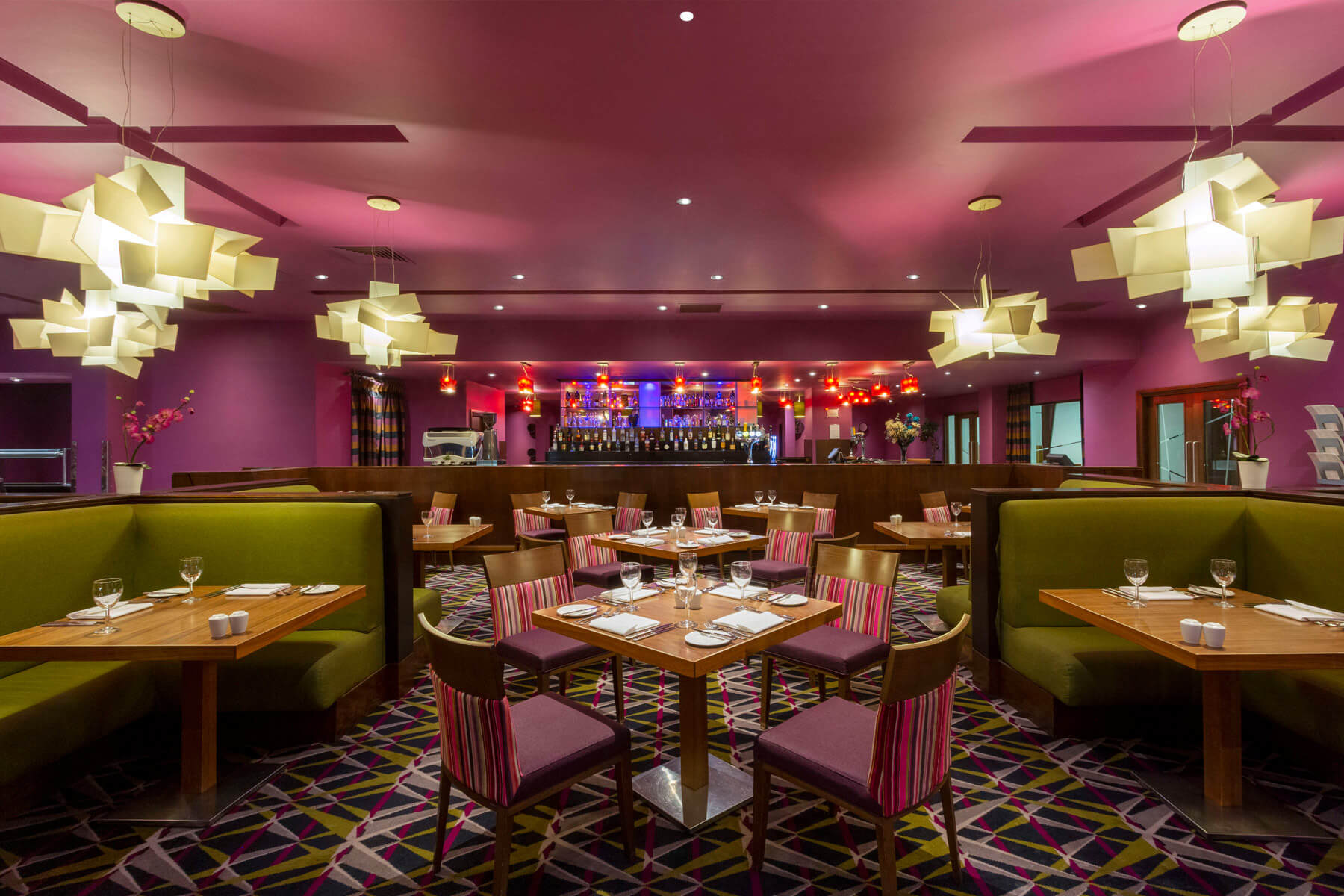 Q Hotels – Ashford International Hotel 3