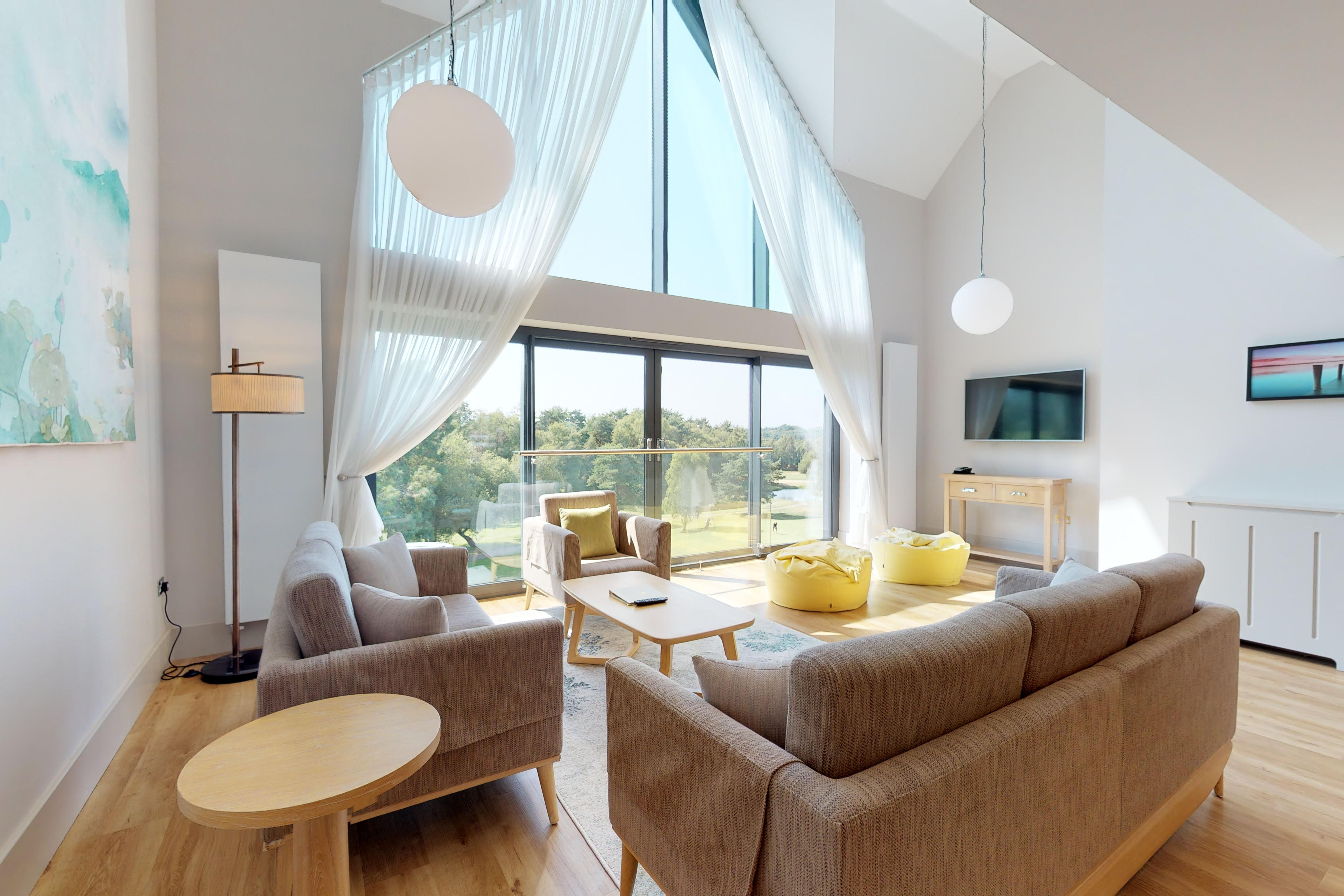 Old Thorns   Apartments 5