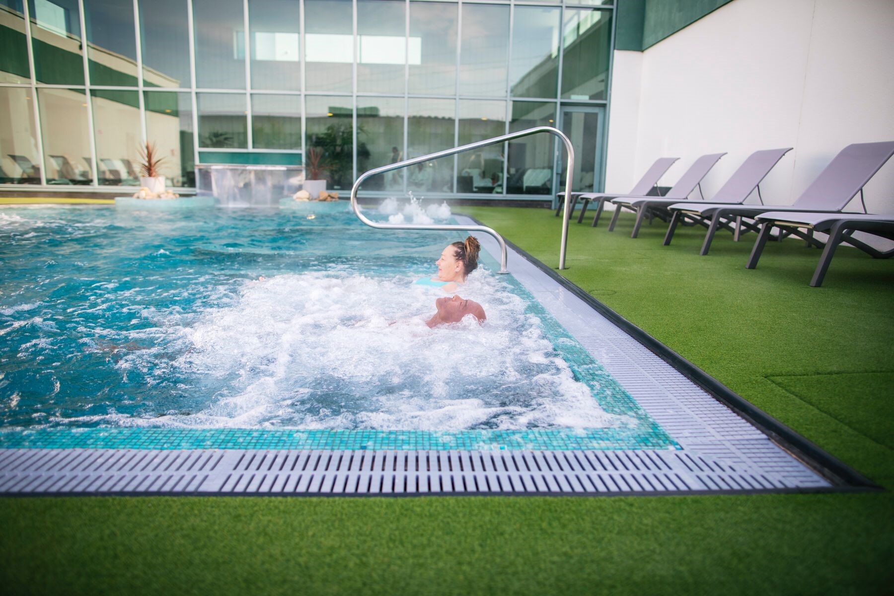 The Malvern   Guests In Pool