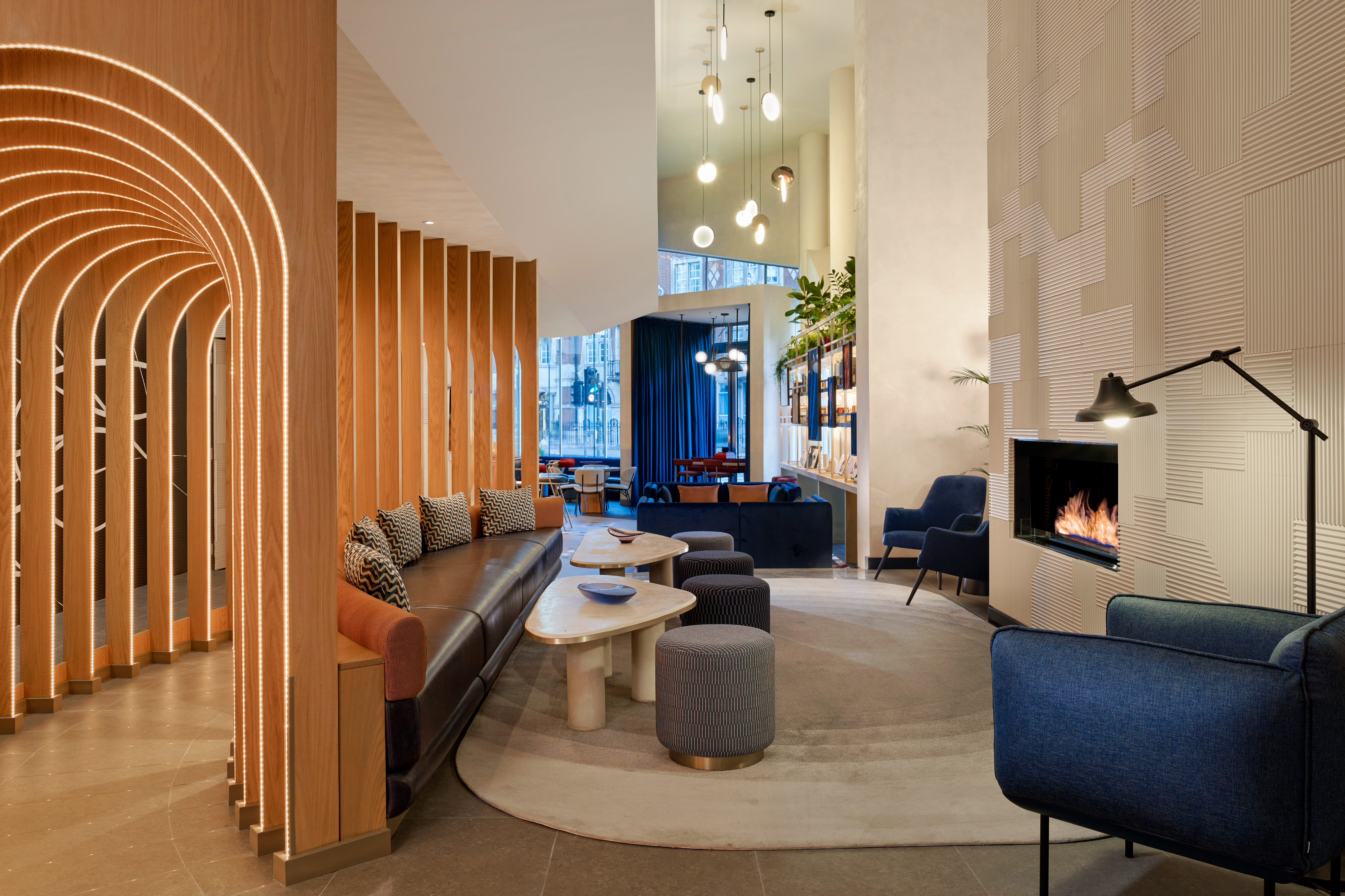 2 Bokeh By Montcalm East