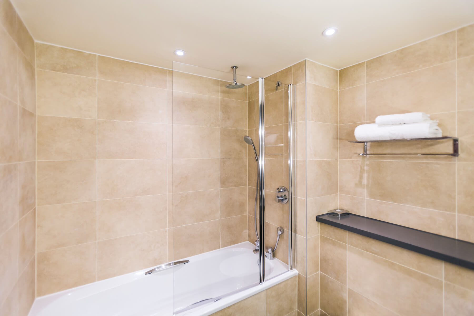 Mercure Dartford Brands Hatch Hotel Spa 9