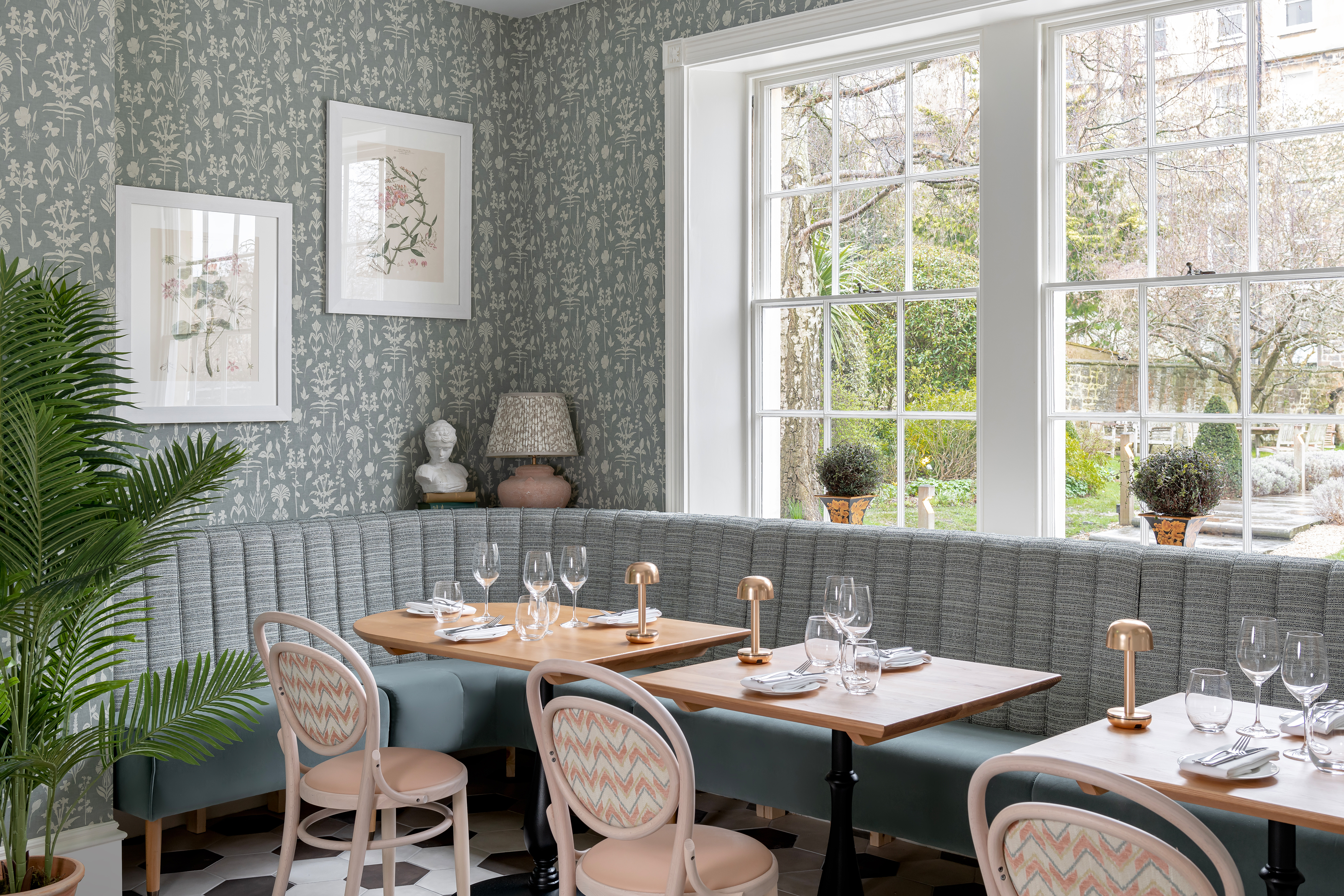 Montagu S Mews Garden Room 3