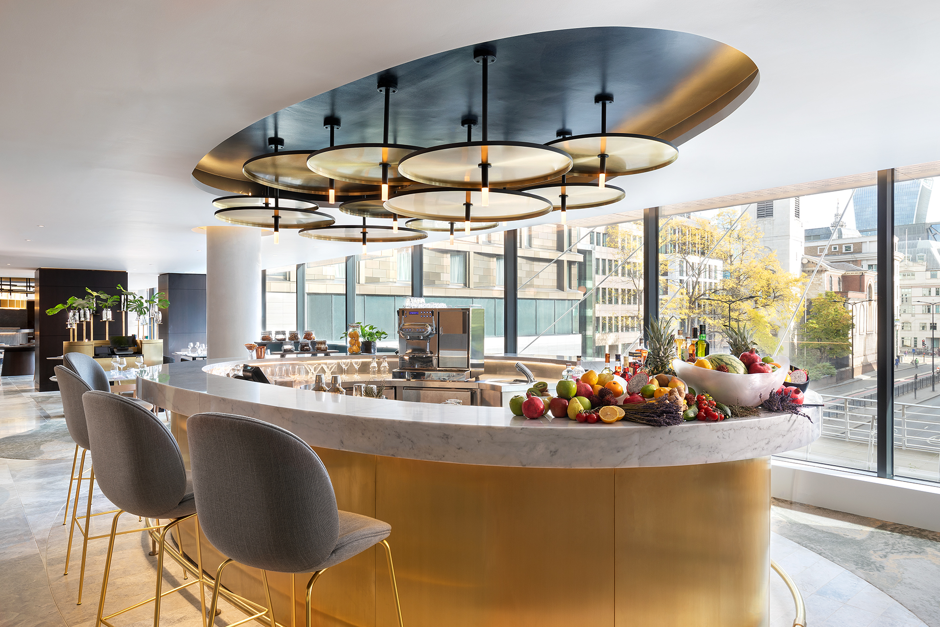 W ES Lonwi Mosaic Juice Bar