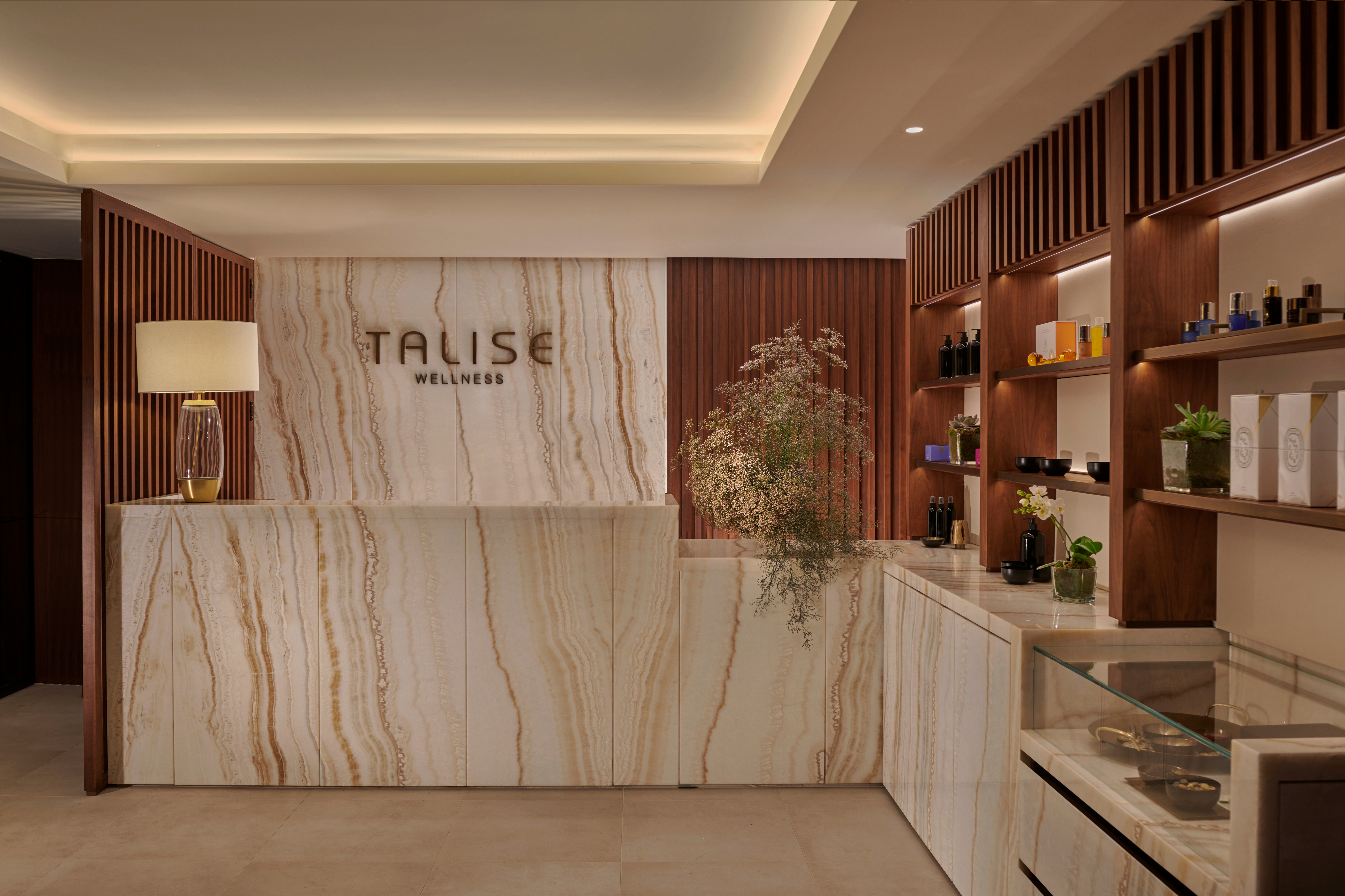 Jumeriah Carlton Towers   Spa Reception 3