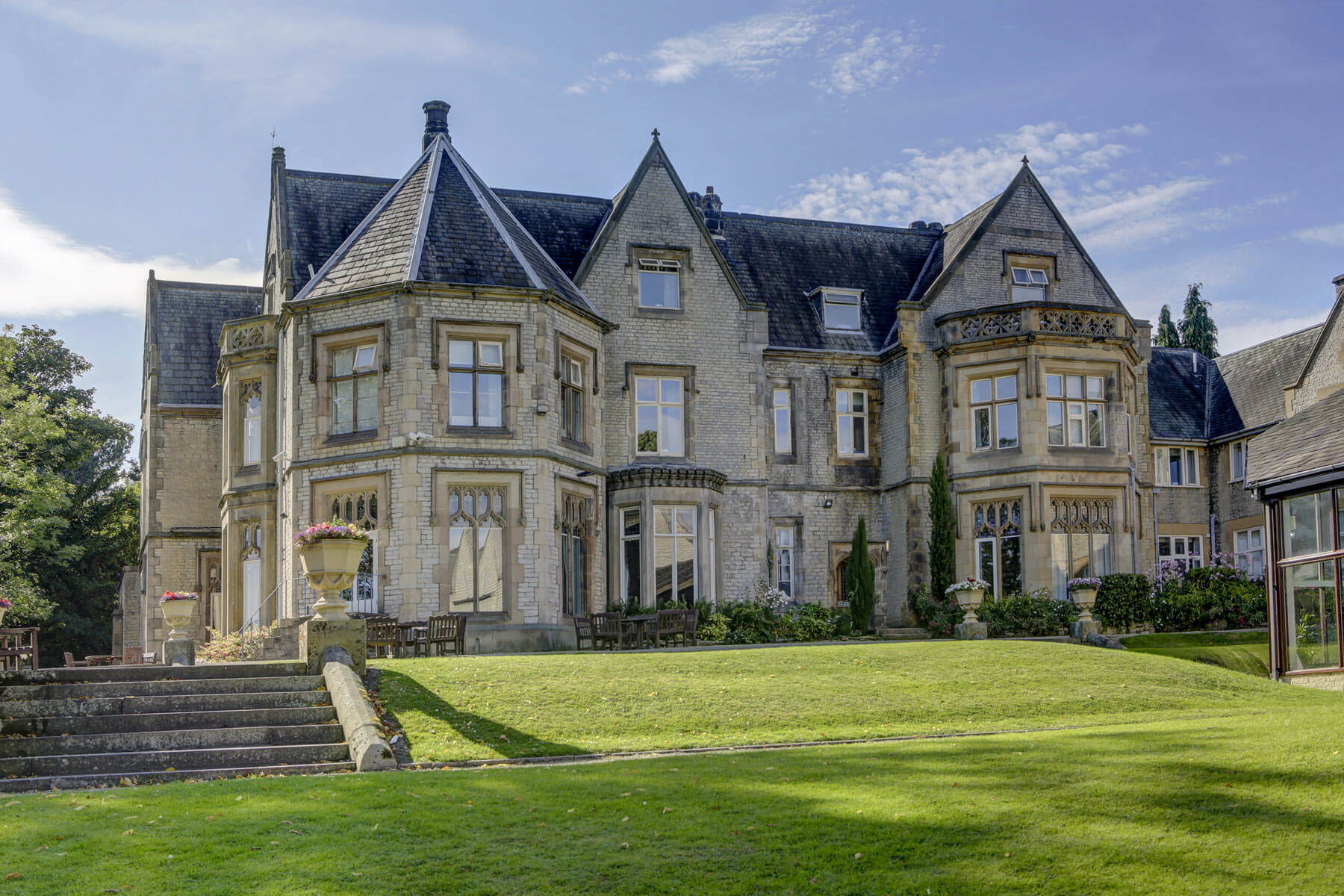 Mercure Sheffield Kenwood Hall & Spa 11