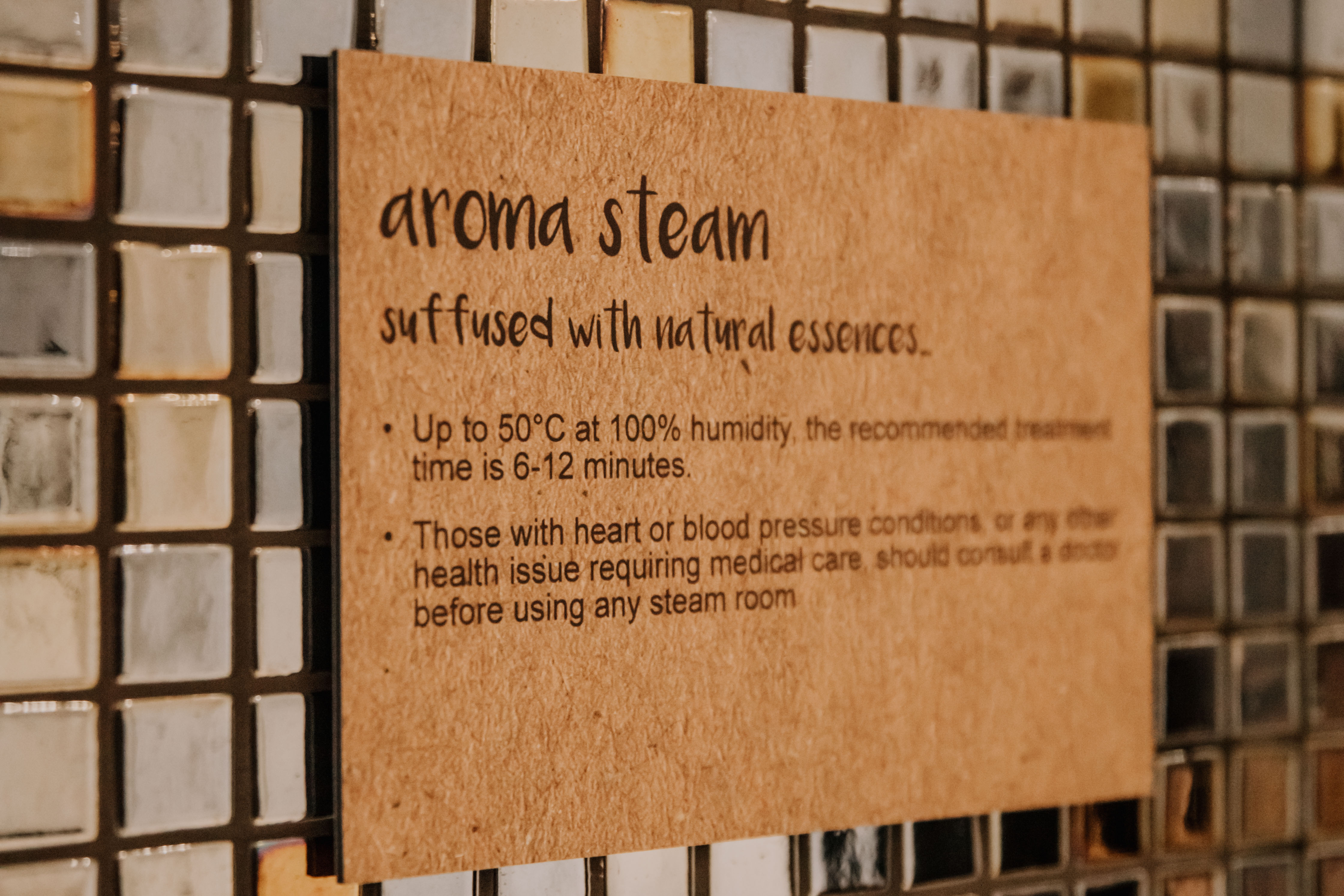 Hotel Street Hotel   Spa Sign